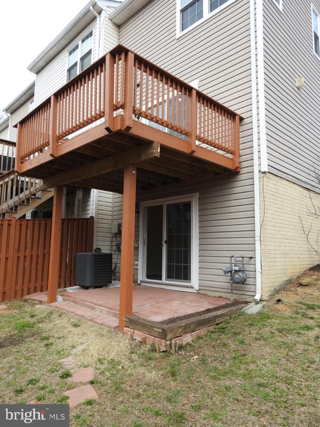 LAKESIDE - Residential