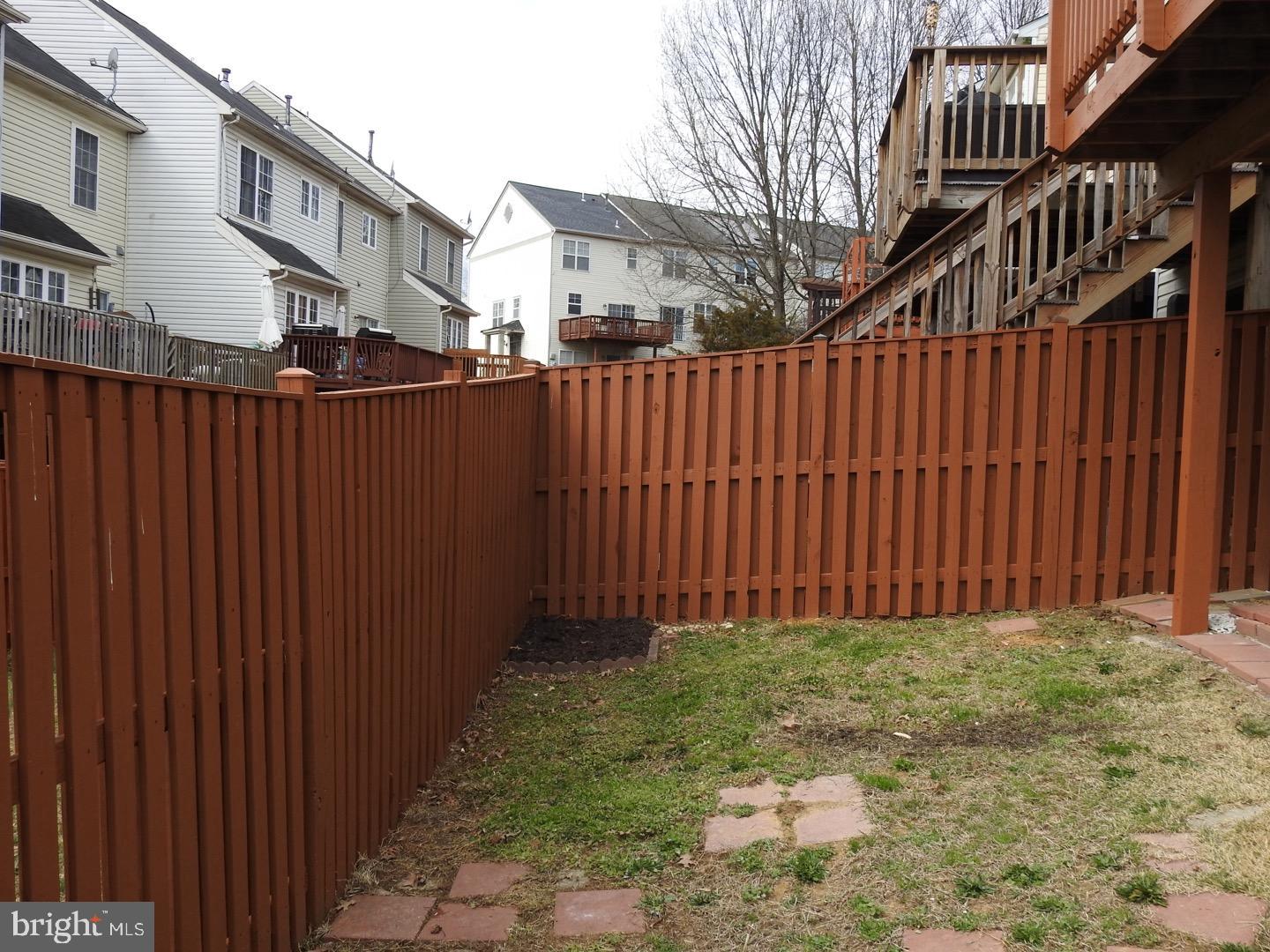 LAKESIDE - Residential