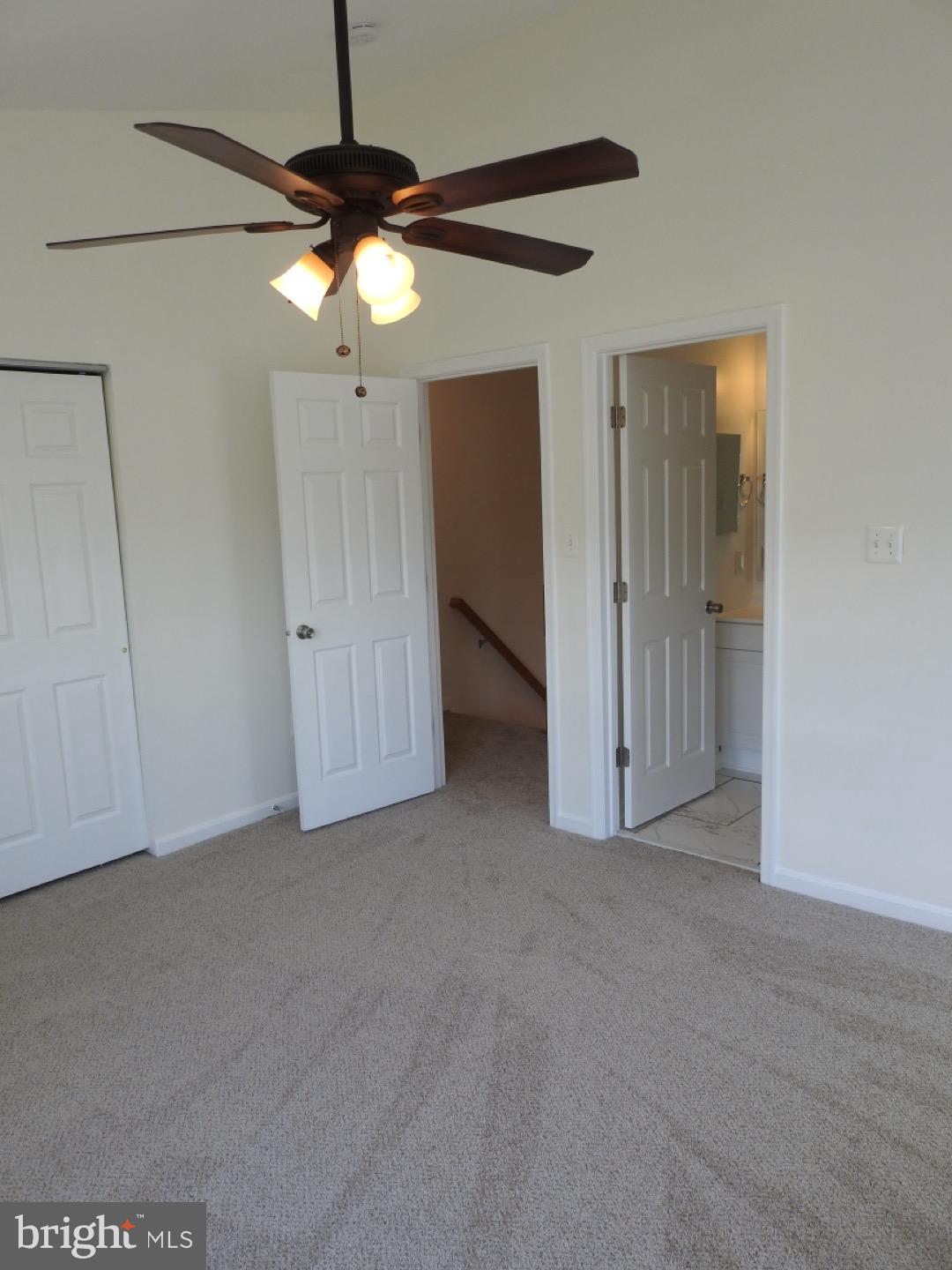 LAKESIDE - Residential