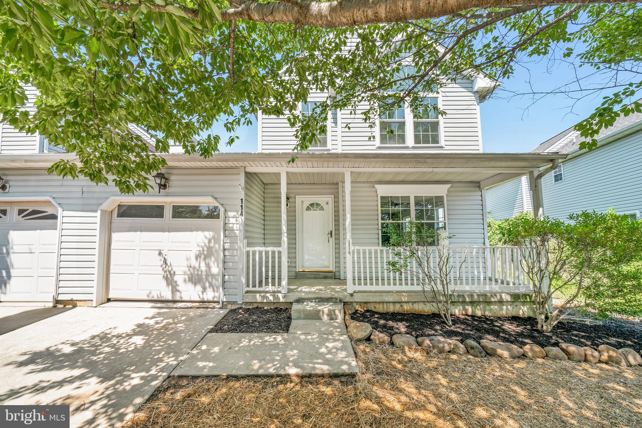 114 FOXTAIL LANE