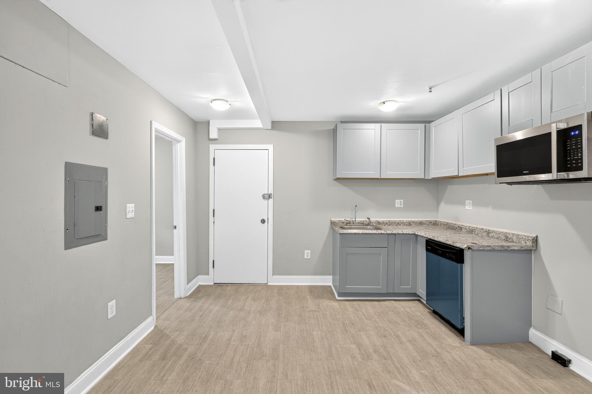 109 WAYNE PLACE SE