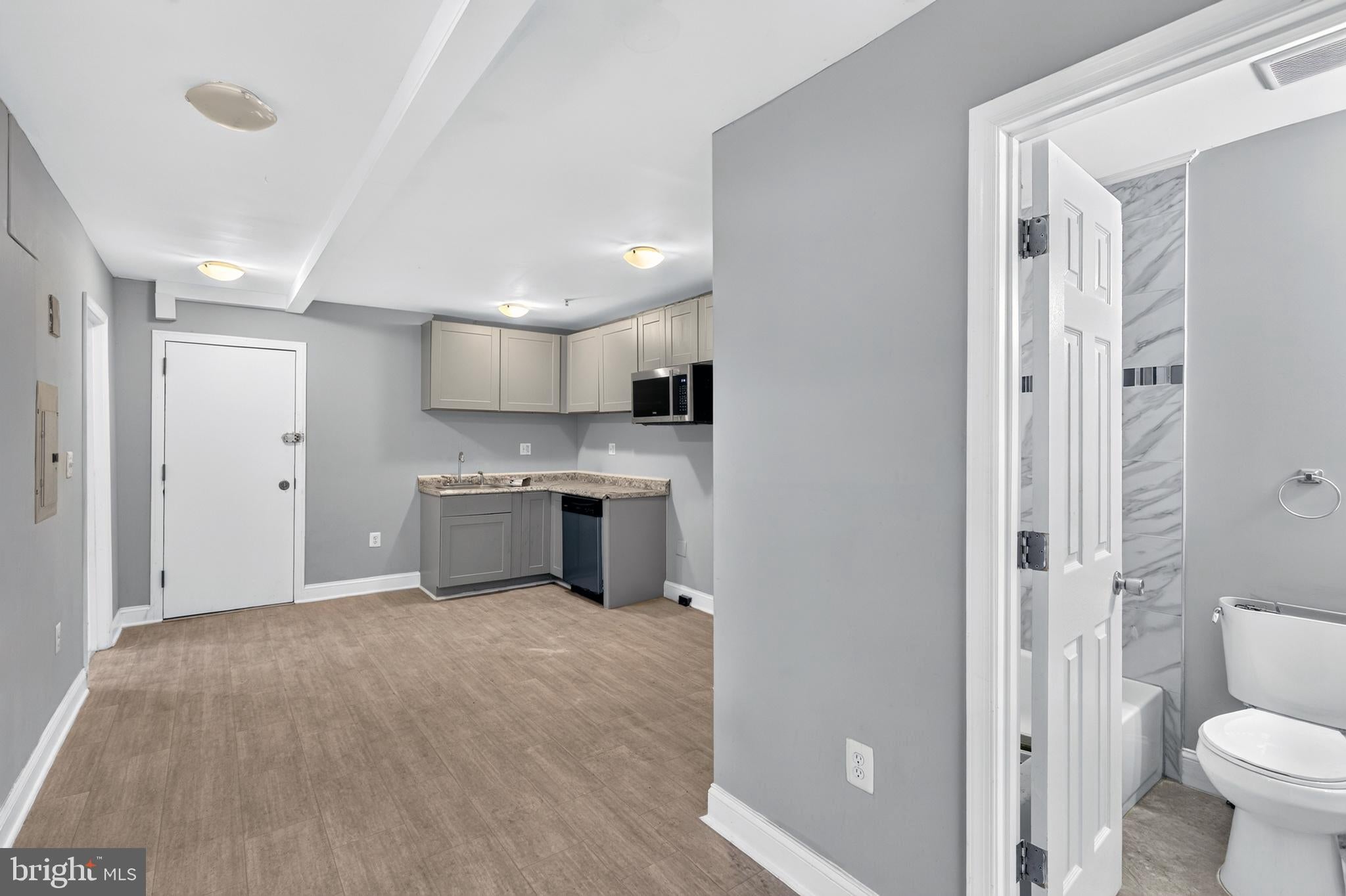 109 WAYNE PLACE SE
