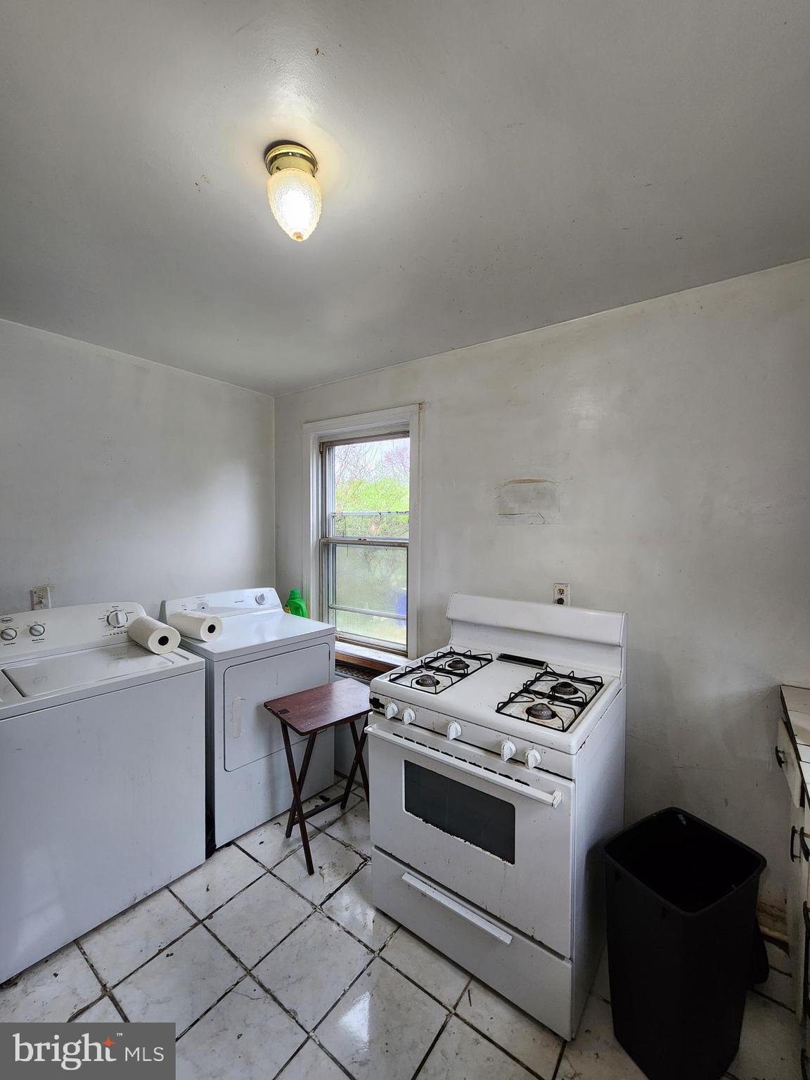 LAKELAND - Residential
