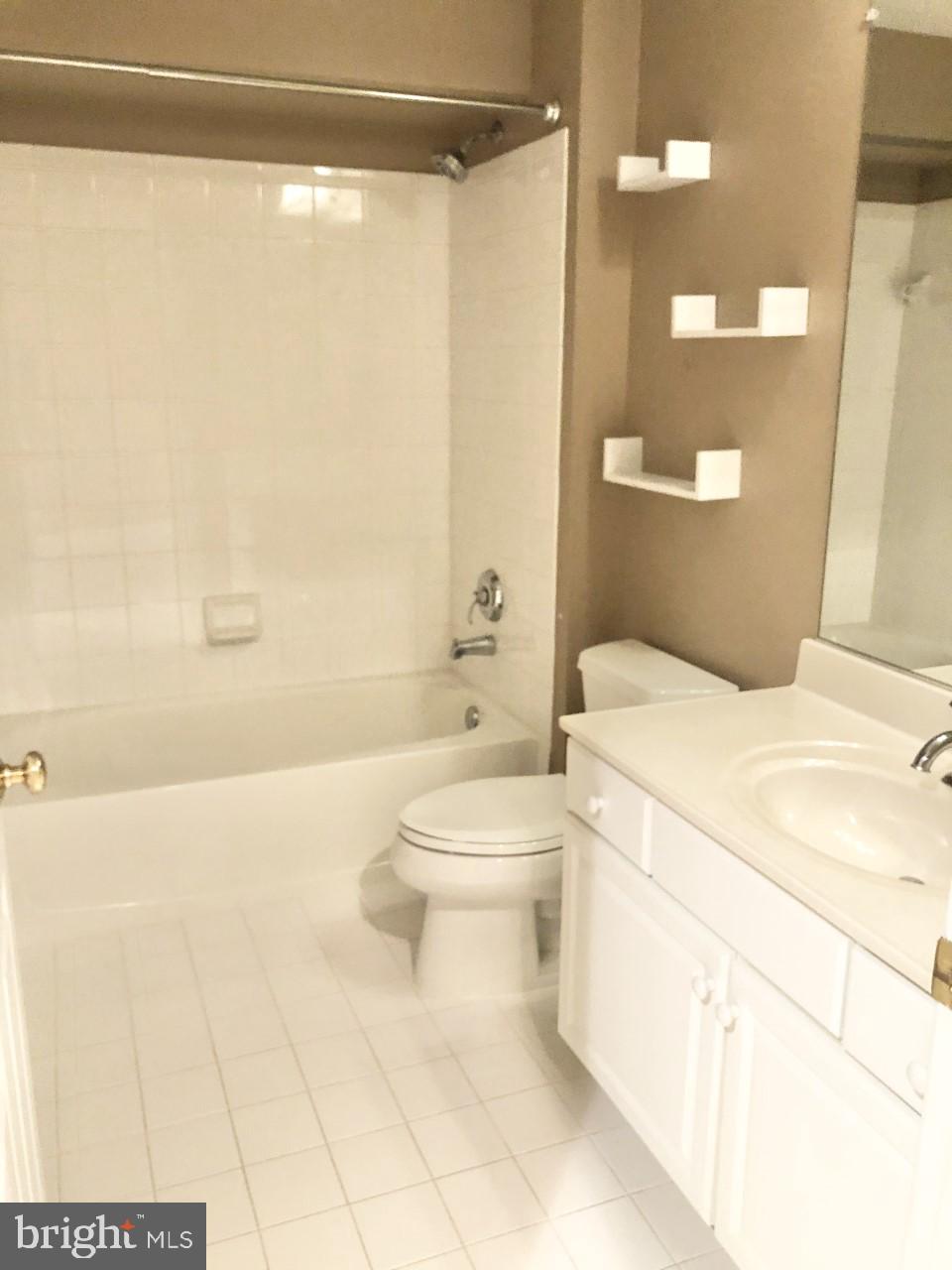 OLD TOWN ALEXANDRIA - Residential