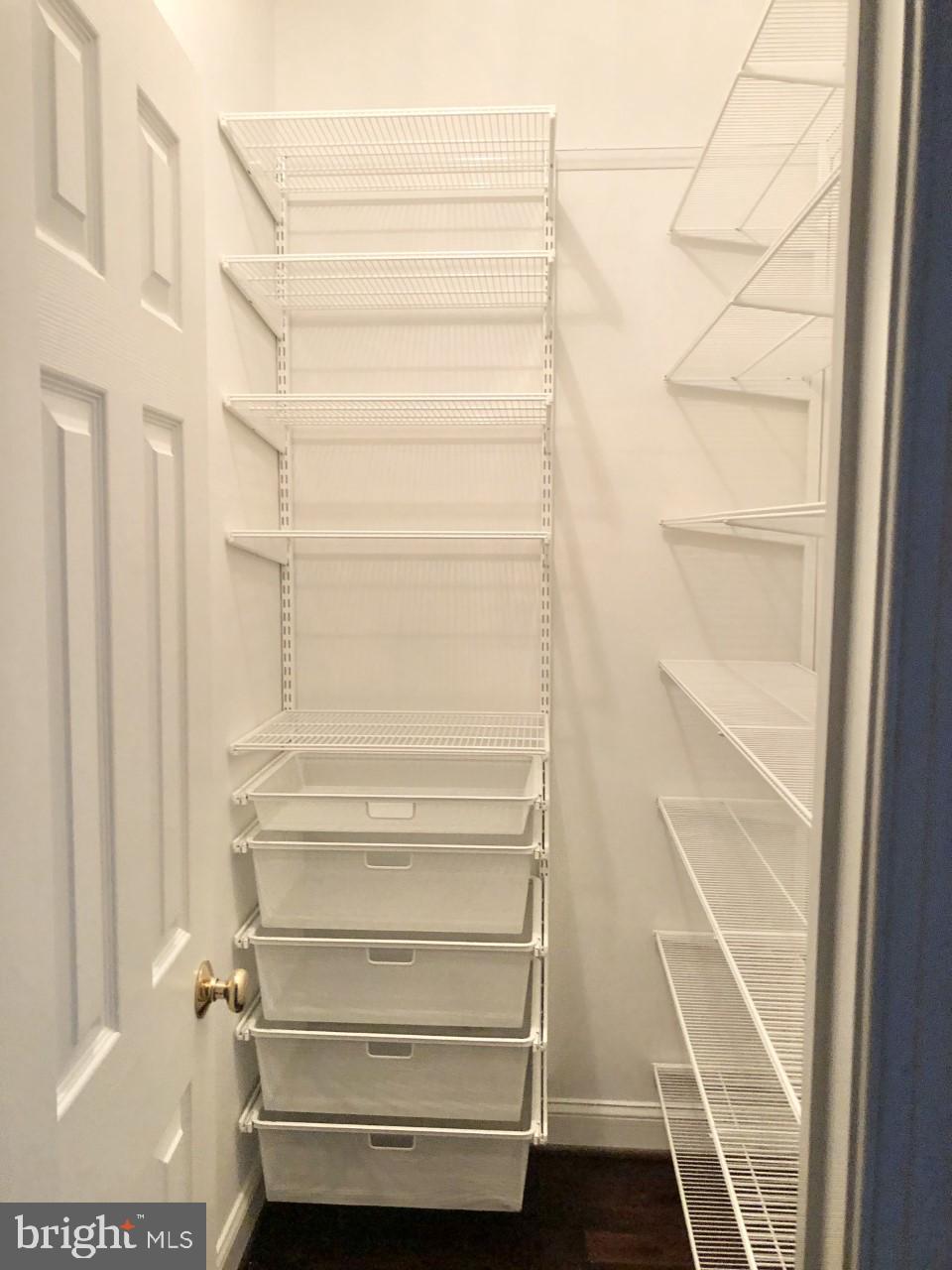 OLD TOWN ALEXANDRIA - Residential