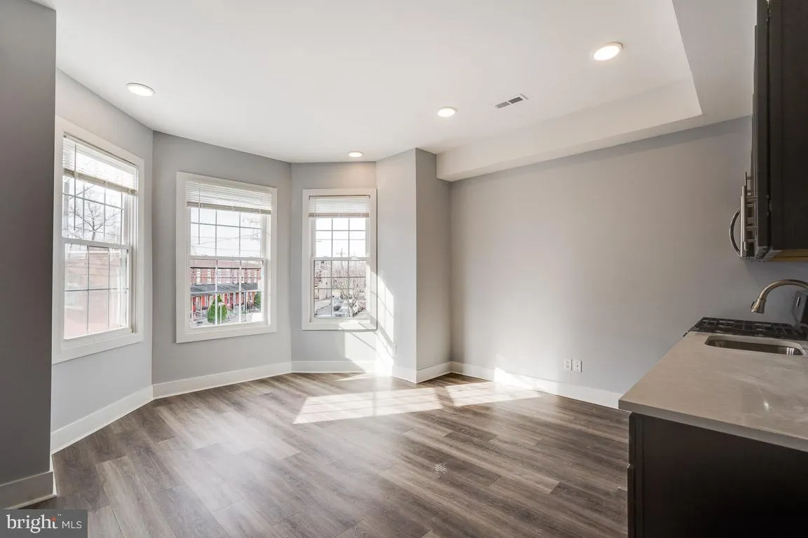 Philadelphia, Pennsylvania 19104, United States, 5 Bedrooms Bedrooms, ,Residential,Active,104931