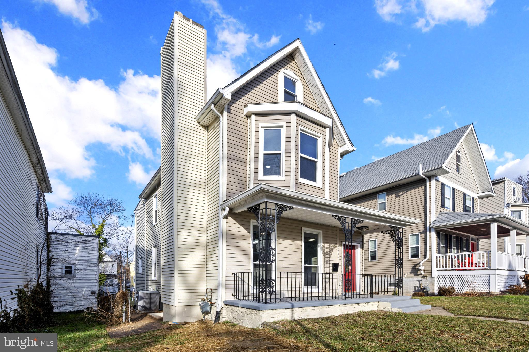 PEN LUCY - Residential