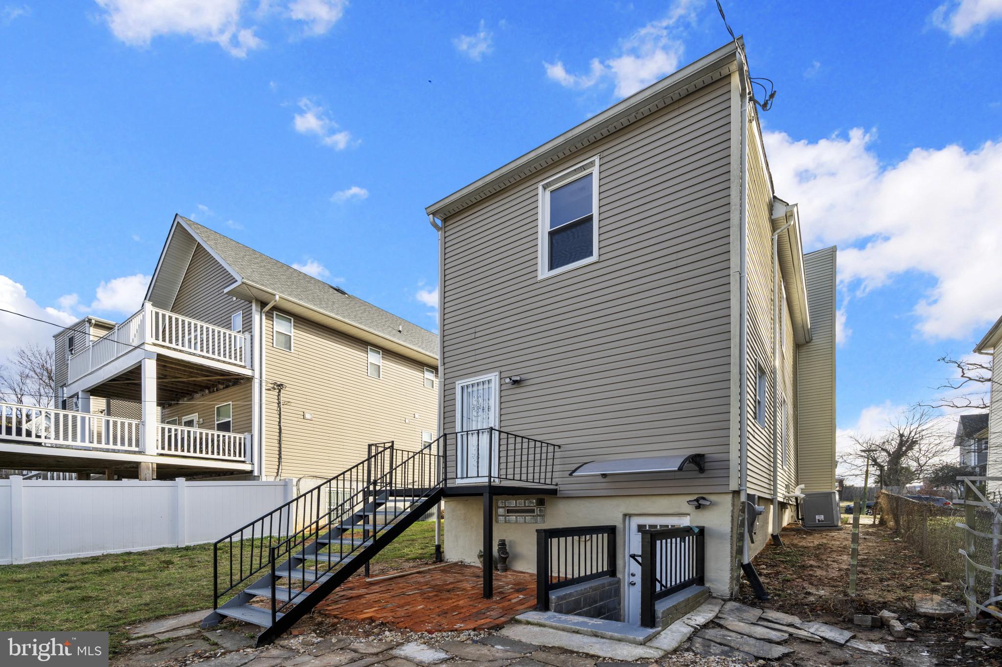 PEN LUCY - Residential