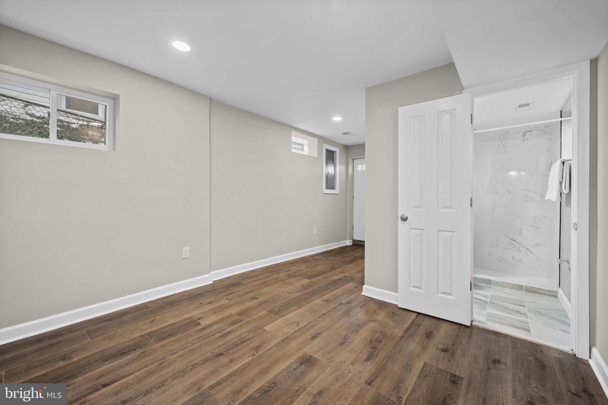 PEN LUCY - Residential