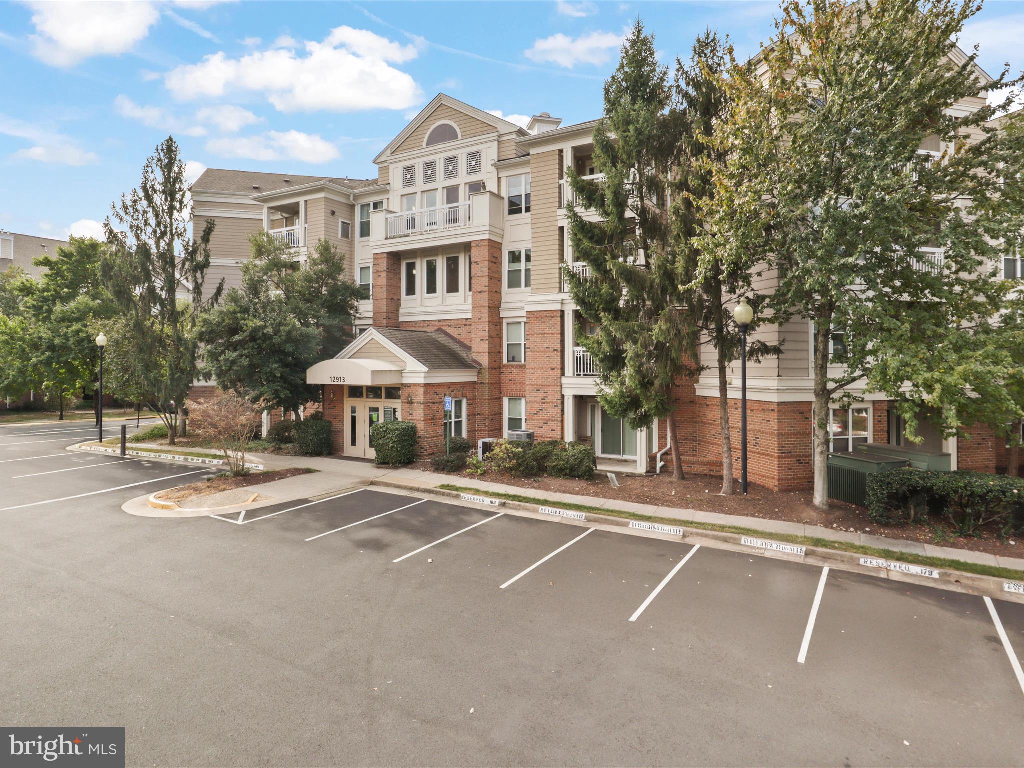 12913 ALTON SQUARE 219