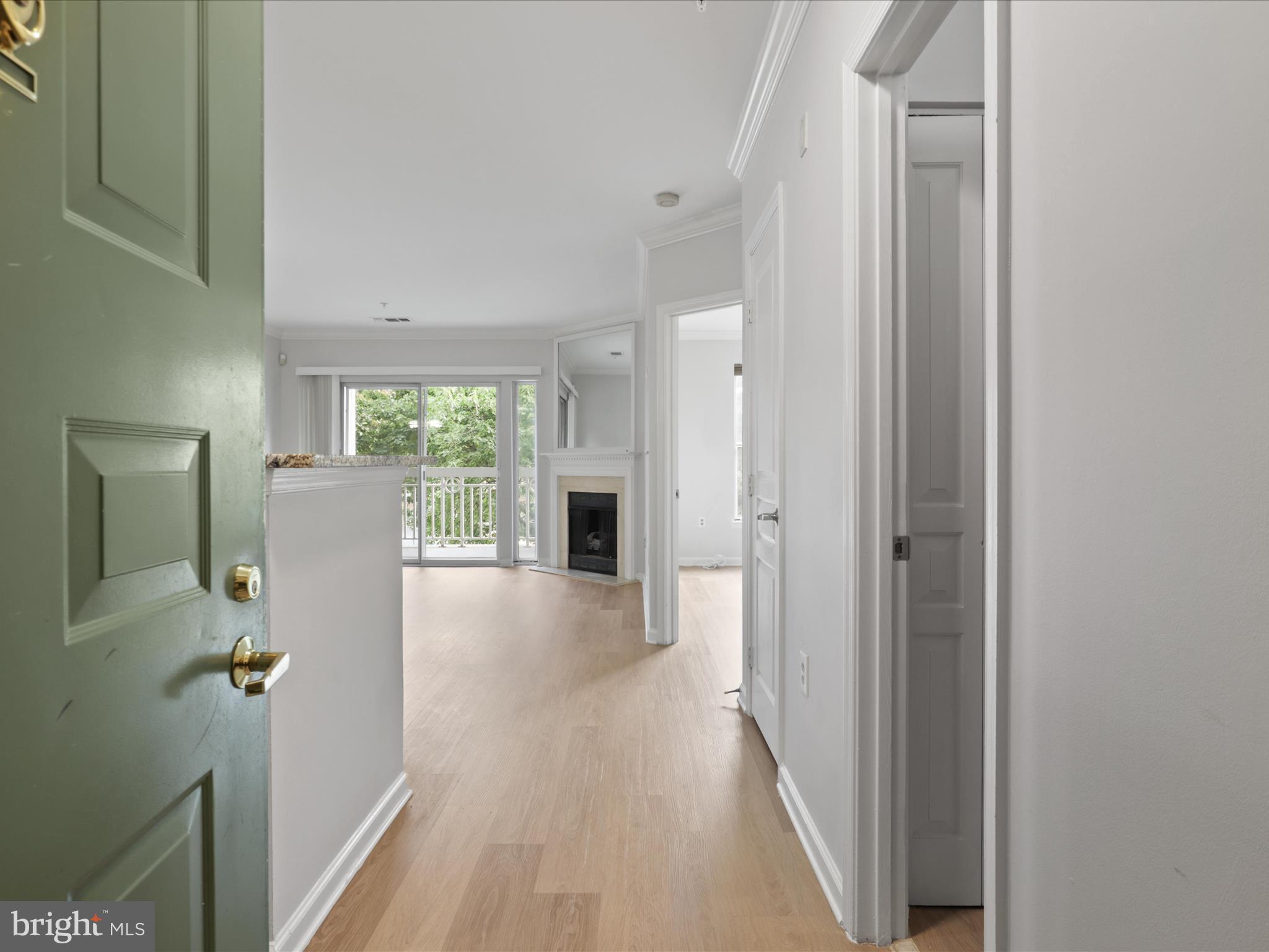 12913 ALTON SQUARE 219