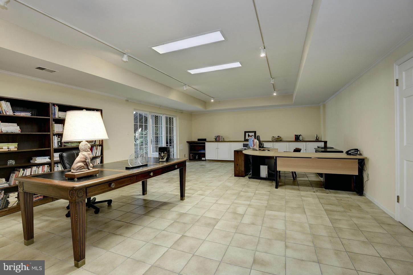 WESTMORELAND HILLS - Residential