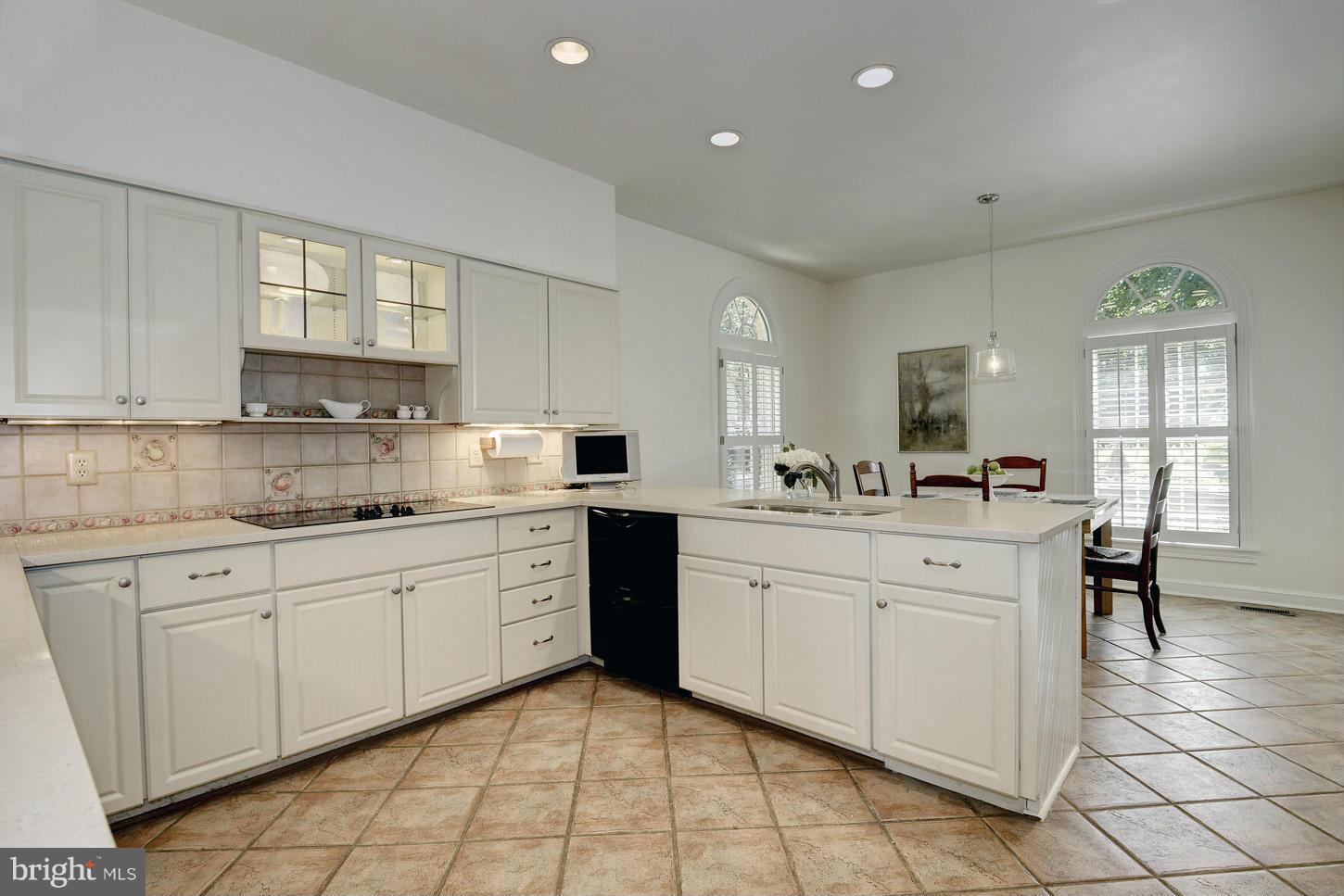 WESTMORELAND HILLS - Residential