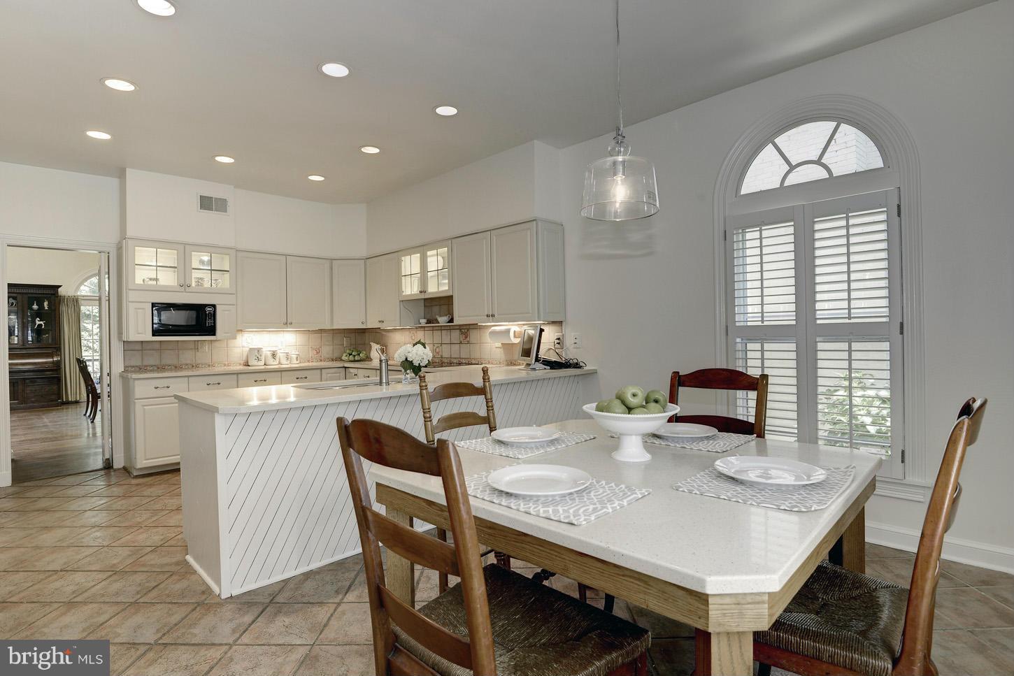 WESTMORELAND HILLS - Residential