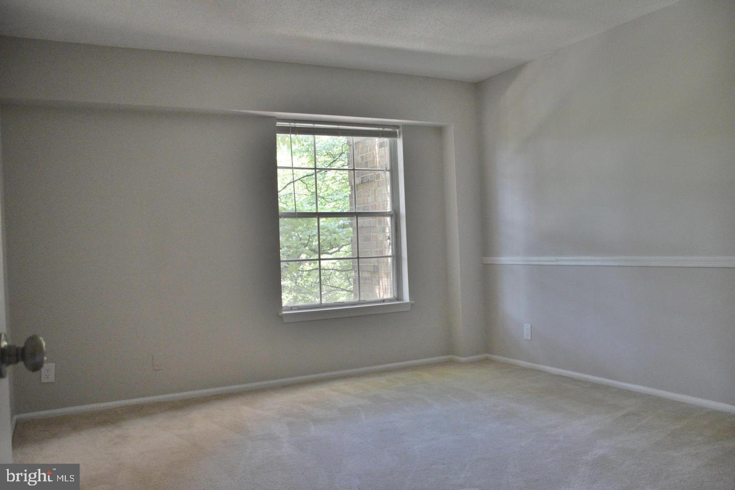 THE COLONIES - Residential Lease