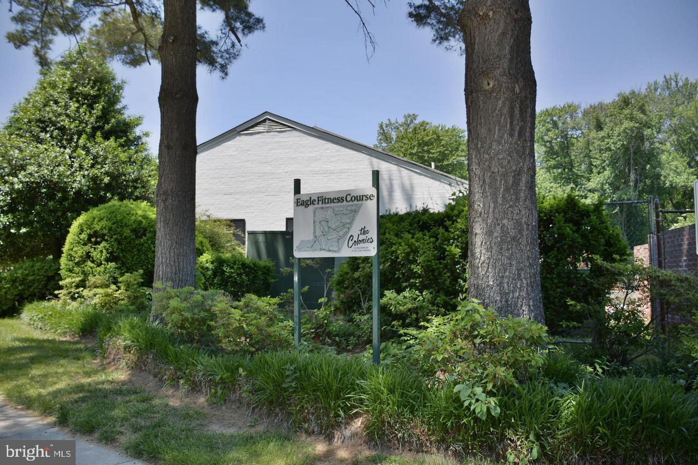 THE COLONIES - Residential Lease