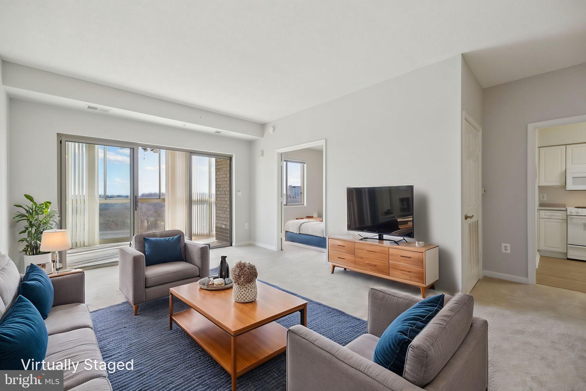 LANSDOWNE WOODS - Residential