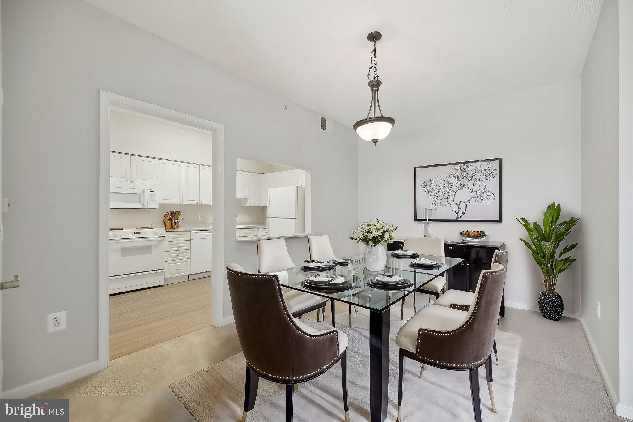 LANSDOWNE WOODS - Residential