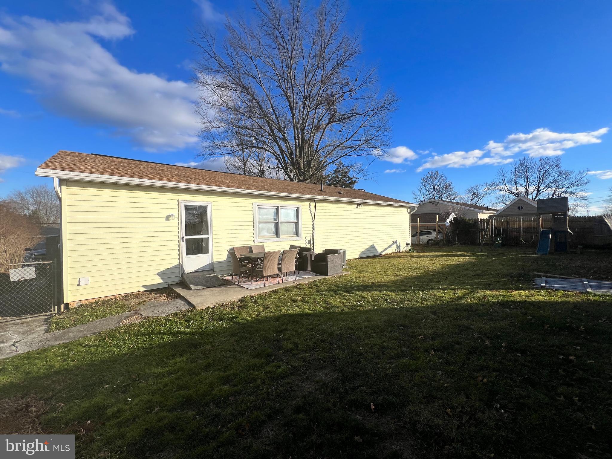 ORCHARD HILLS - Residential Lease