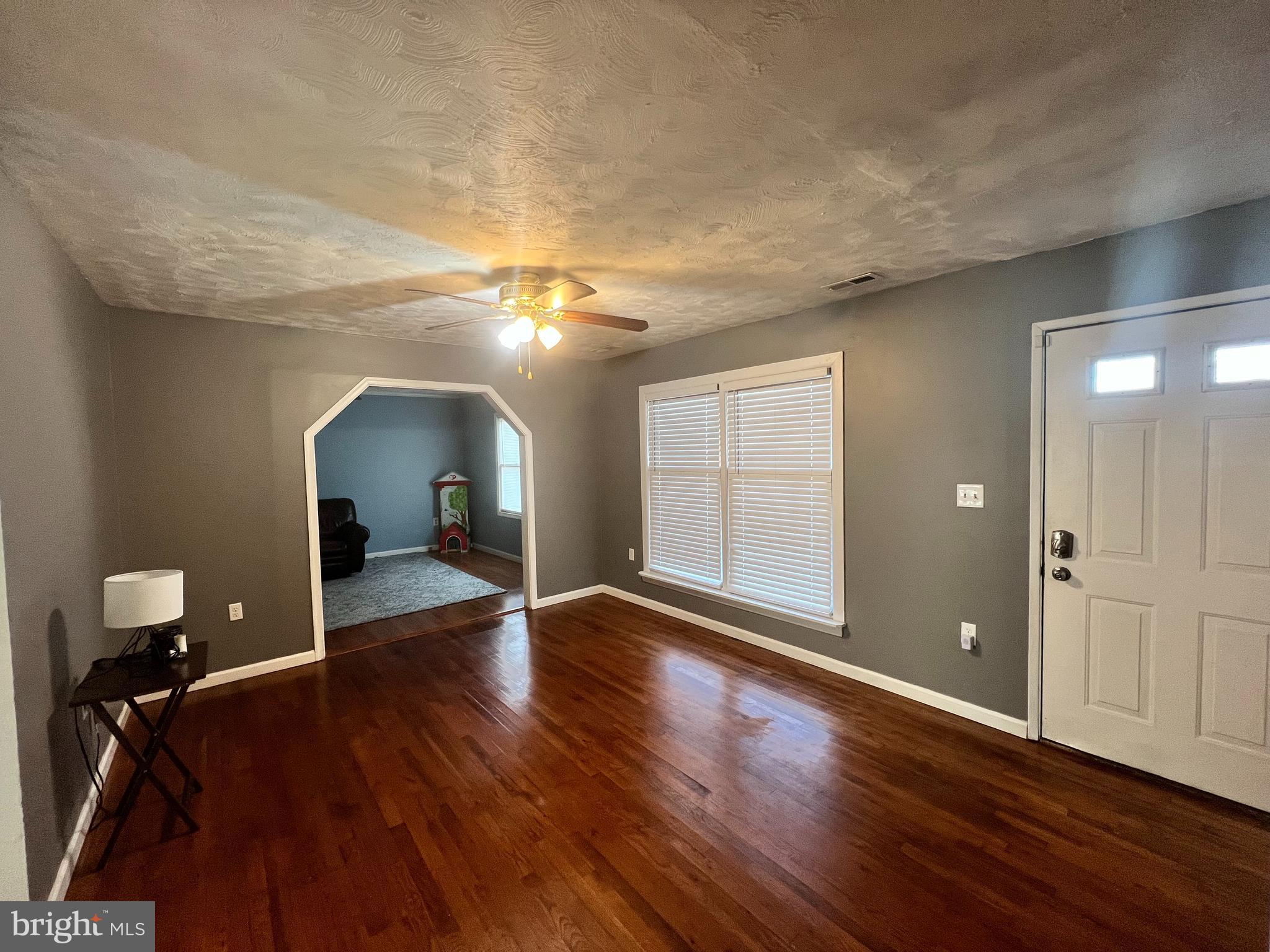 ORCHARD HILLS - Residential Lease