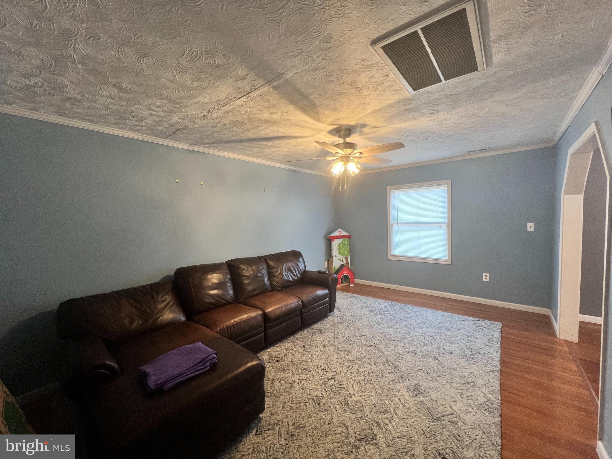 ORCHARD HILLS - Residential Lease