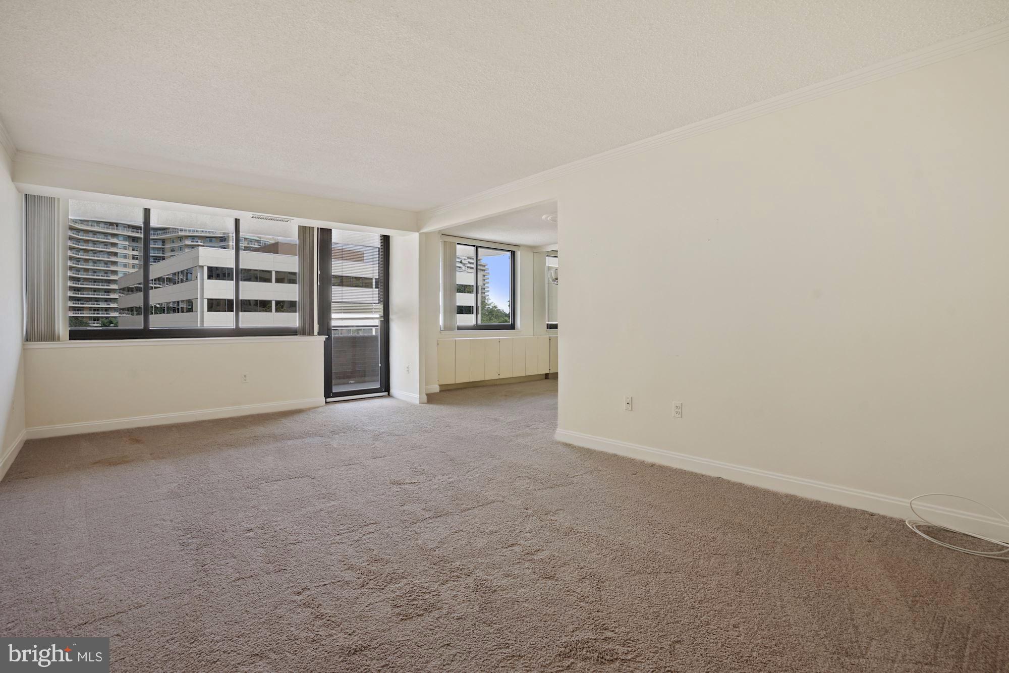 THE CARLETON OF CHEVY CHASE - Residential