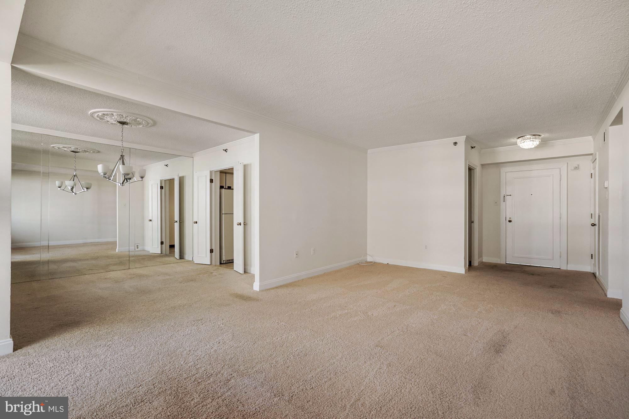 THE CARLETON OF CHEVY CHASE - Residential