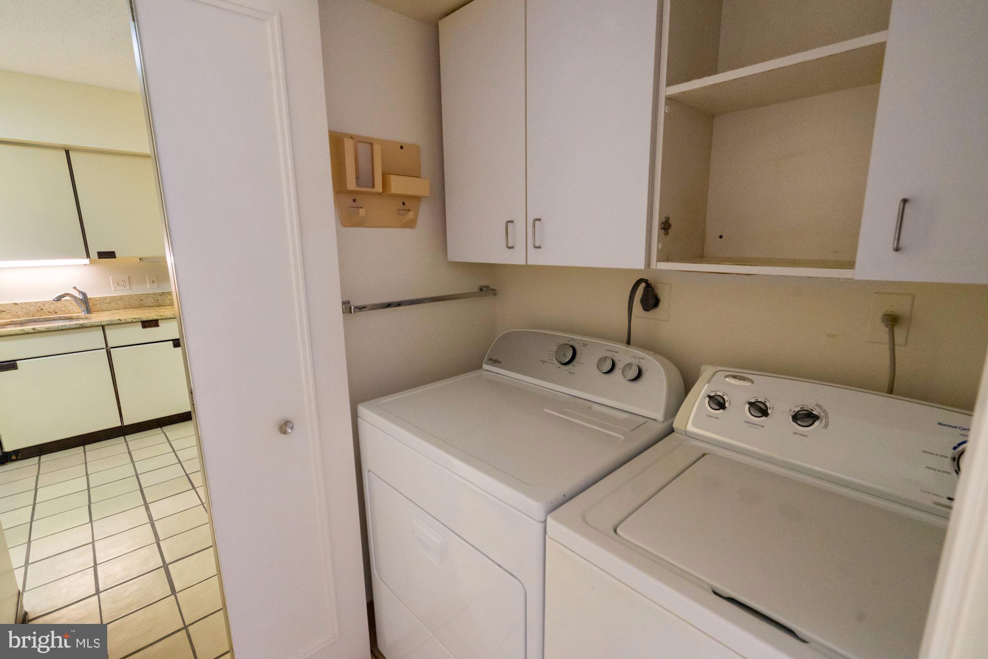 THE CARLETON OF CHEVY CHASE - Residential