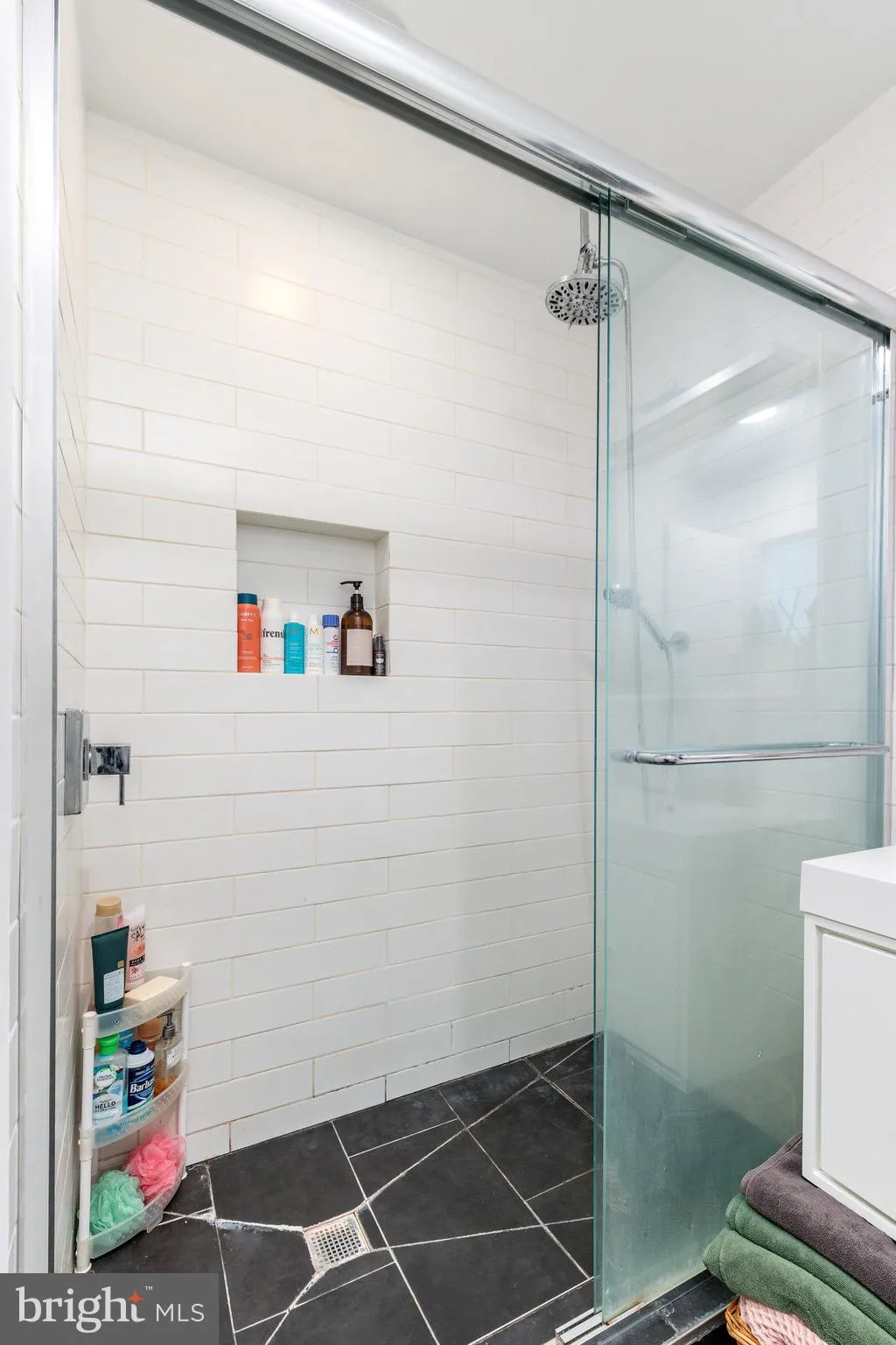 Philadelphia, Pennsylvania 19125, United States, 3 Bedrooms Bedrooms, ,Residential,Active,114042