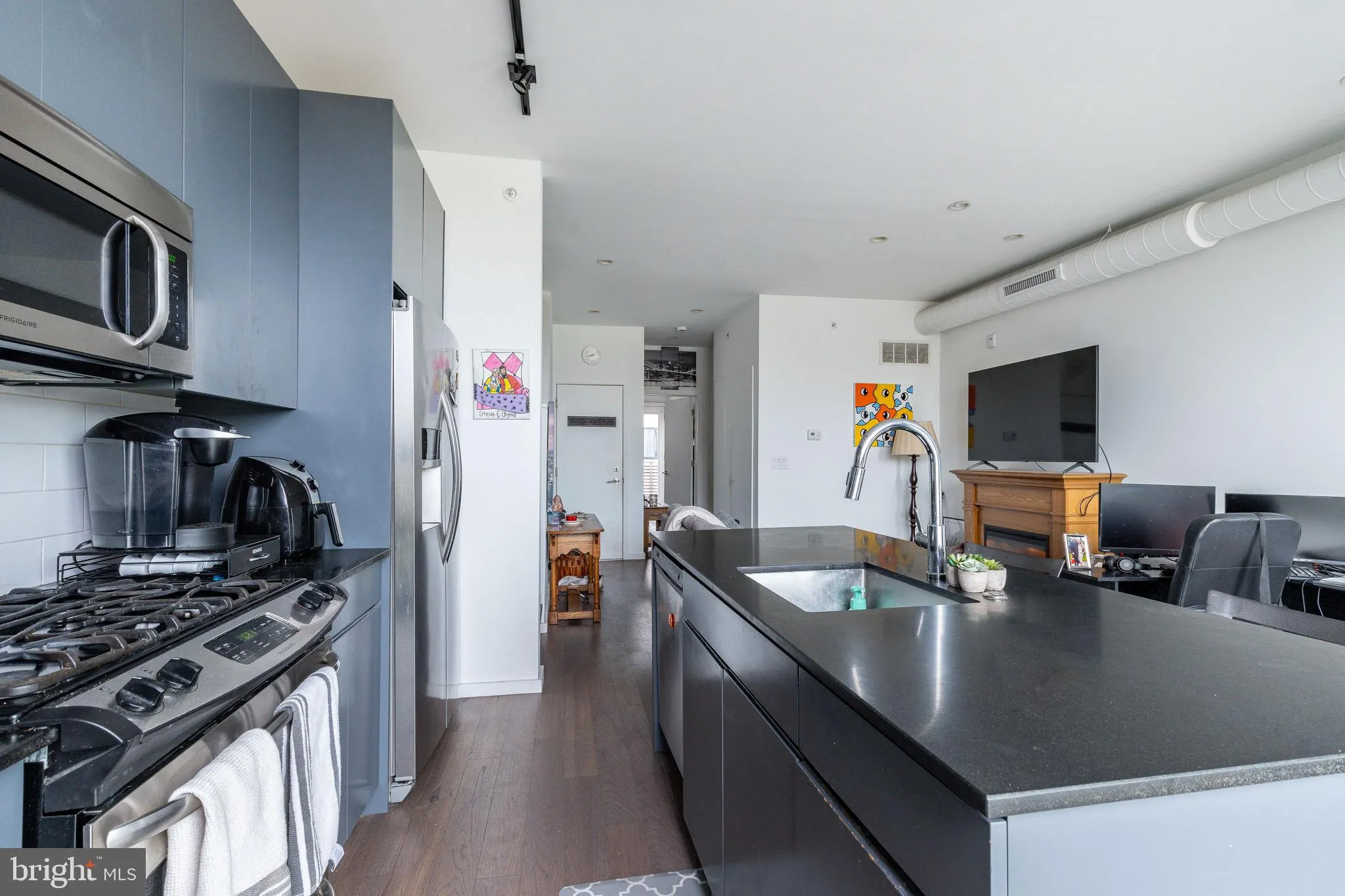 Philadelphia, Pennsylvania 19125, United States, 3 Bedrooms Bedrooms, ,Residential,Active,114042