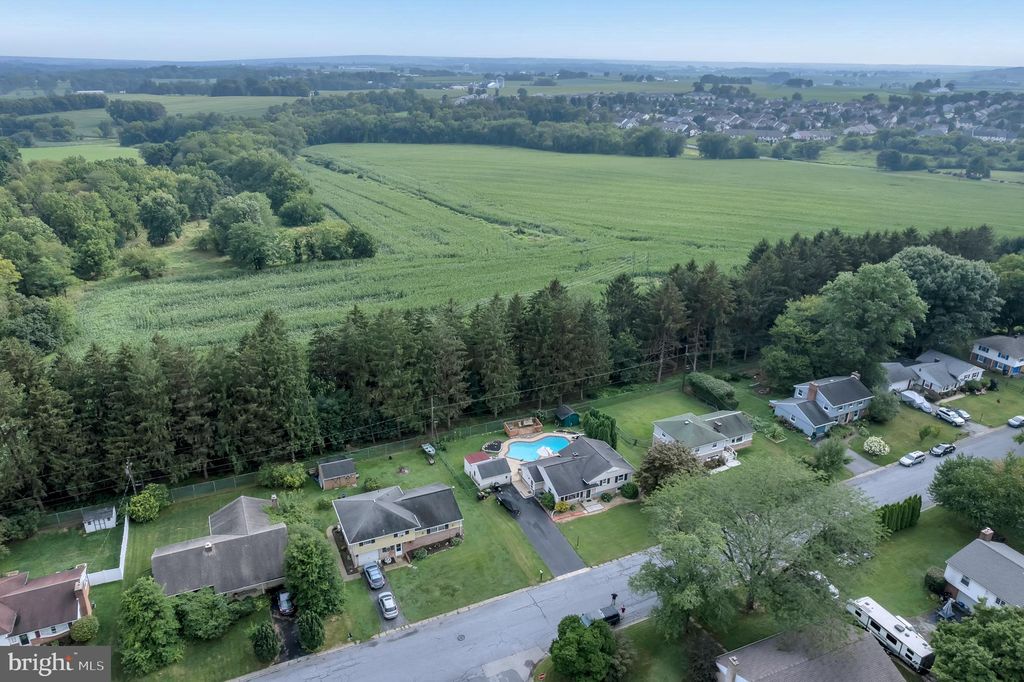 Photo of 2700 ROYAL RD, LANCASTER, PA 17603 (MLS # PALA2032642)