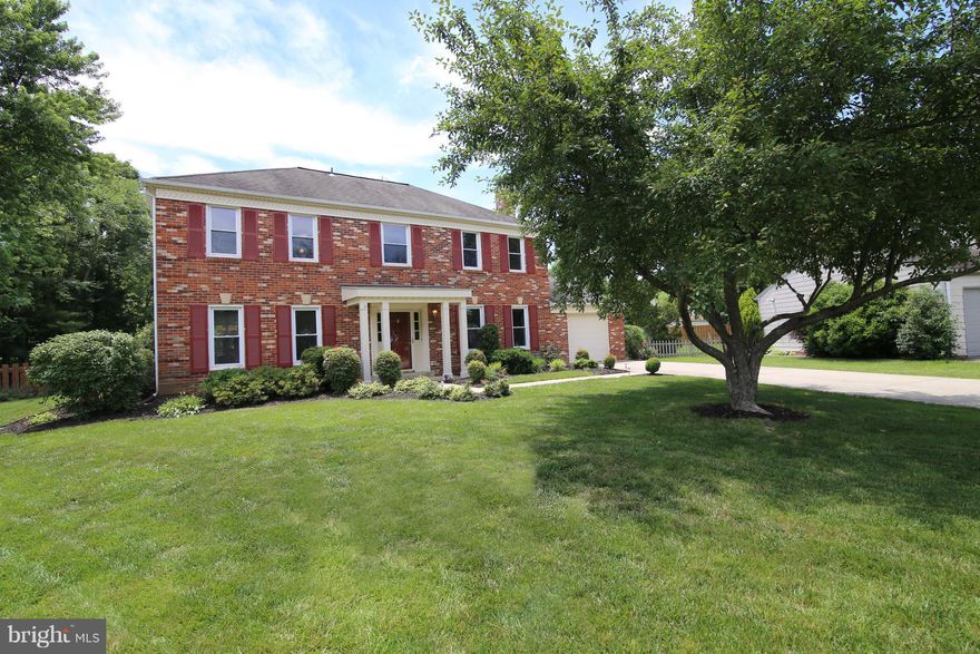 Wonderful home in quite community.  Home is in cul-de-sac, backs up to a park and is less than a 3 minute walk to the community playground.   No carpet on main floor.  Kitchen has multiple cabinets w/ wood roll-out drawers in lower cabinets, granite counter-tops, large deep sink and pantry.  Laundry has add'l cabinet storage. Master has separate vanities, walk-in tiled shower & walk-in closet.