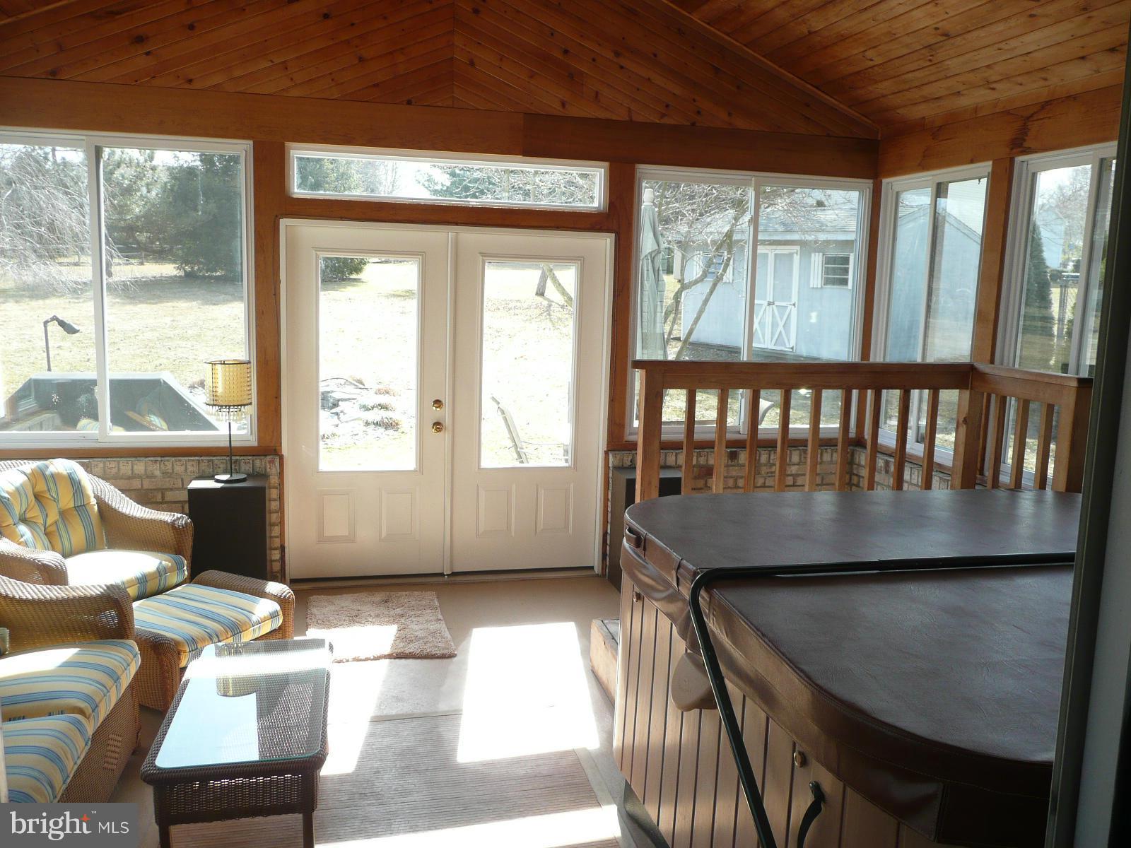 ACADEMY HILLS - Residential