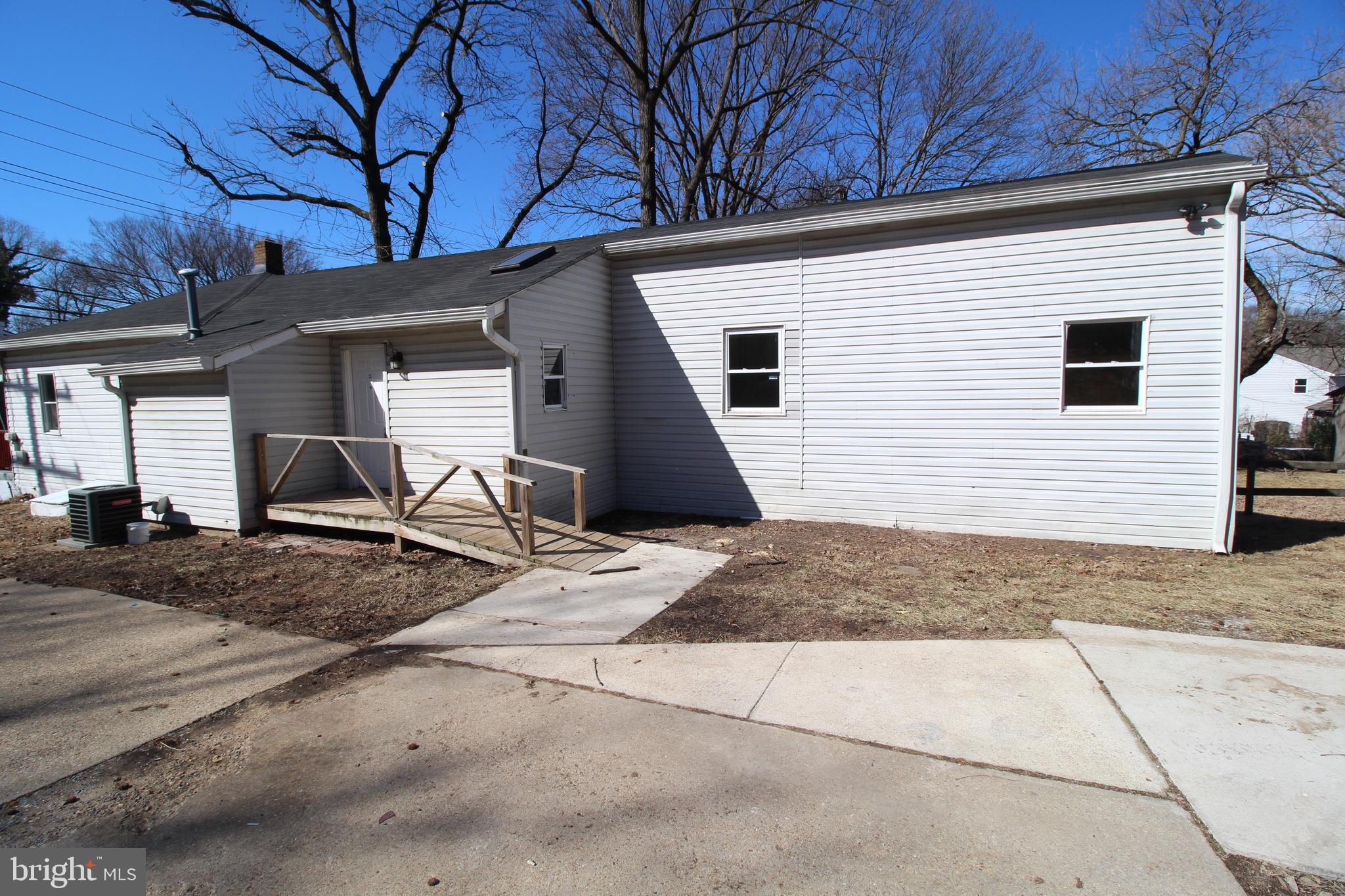 5522 ADDISON