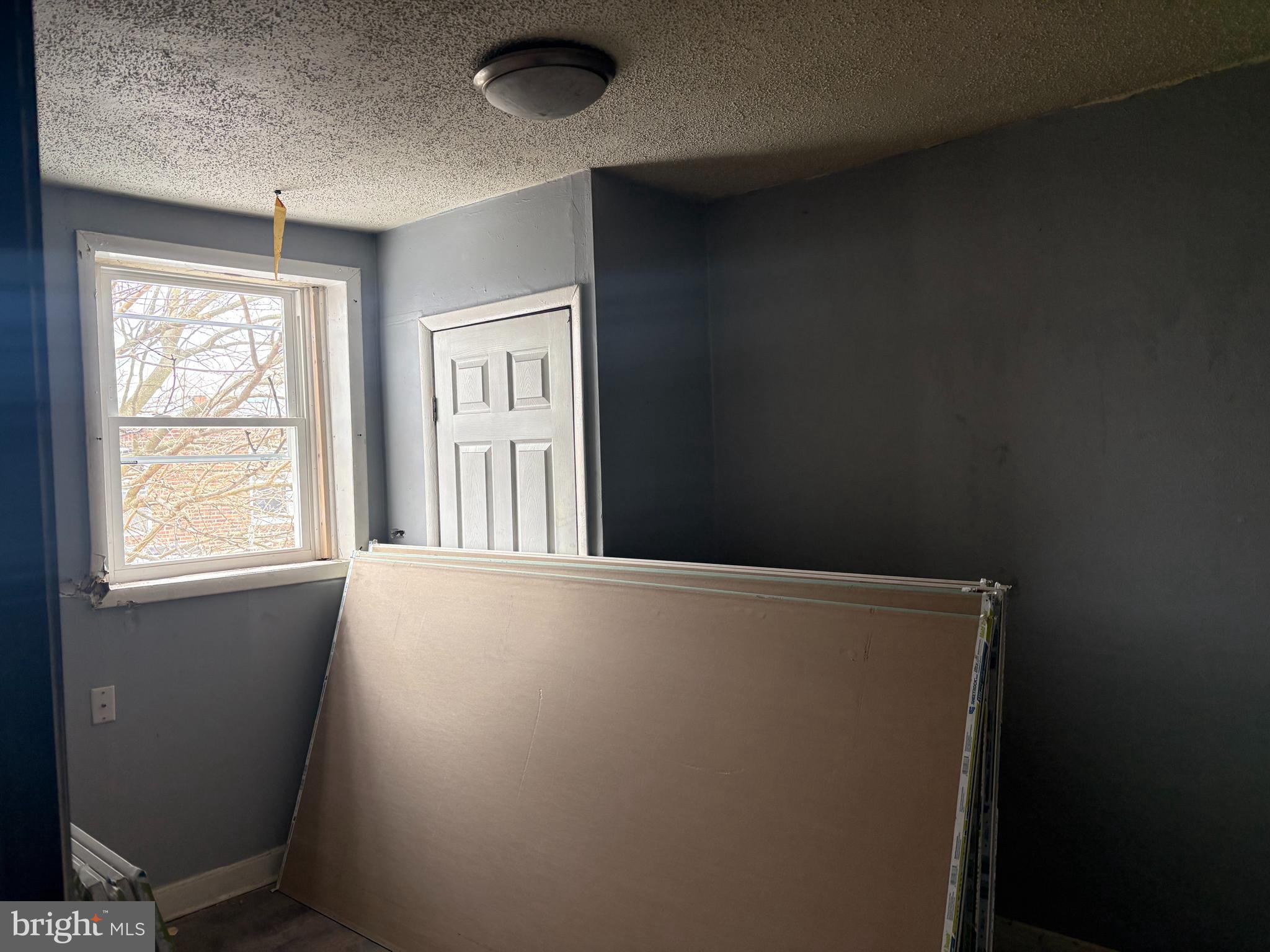 ELMWOOD PARK - Residential