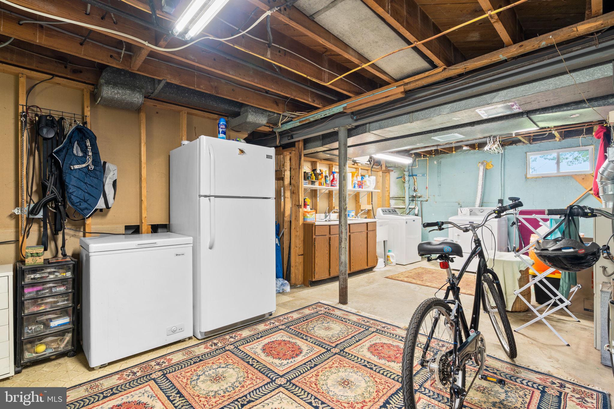 CHESTNUT HILLS - Residential