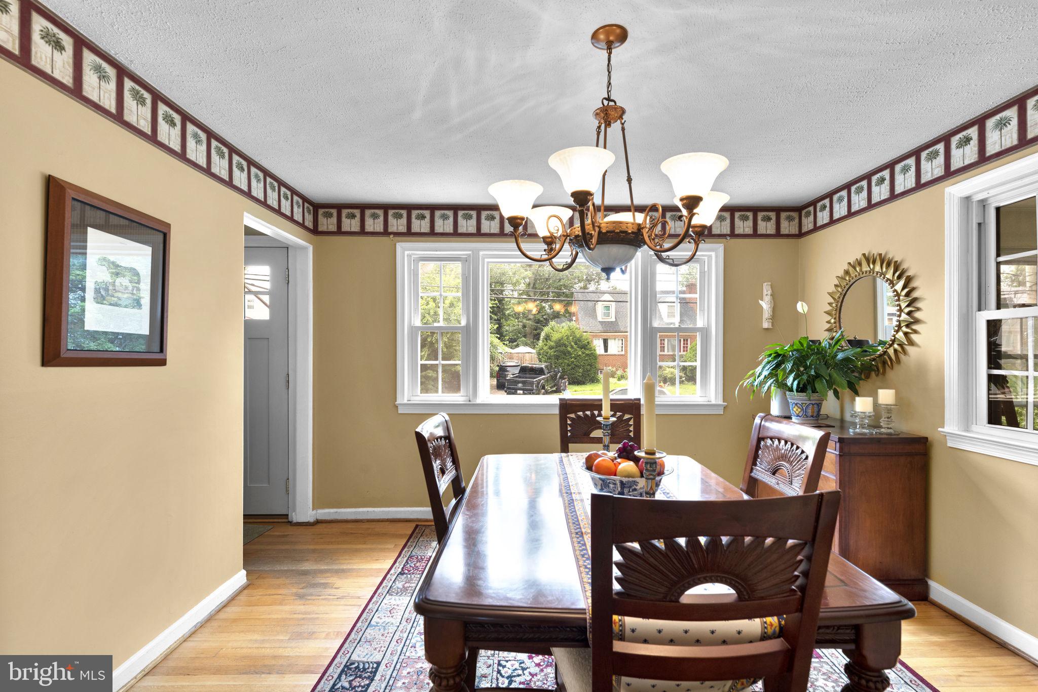 CHESTNUT HILLS - Residential