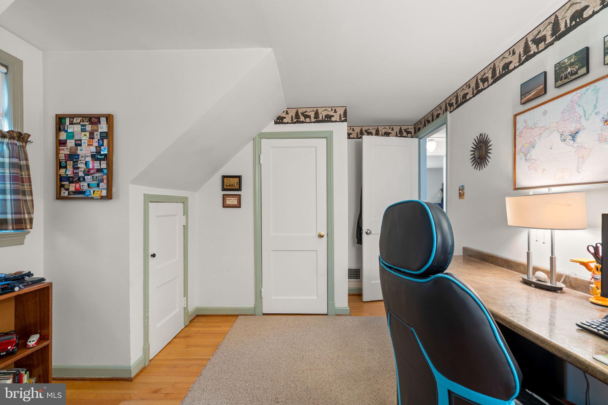 CHESTNUT HILLS - Residential