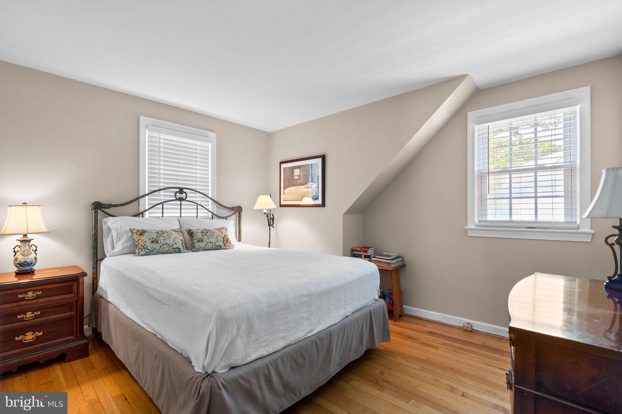 CHESTNUT HILLS - Residential