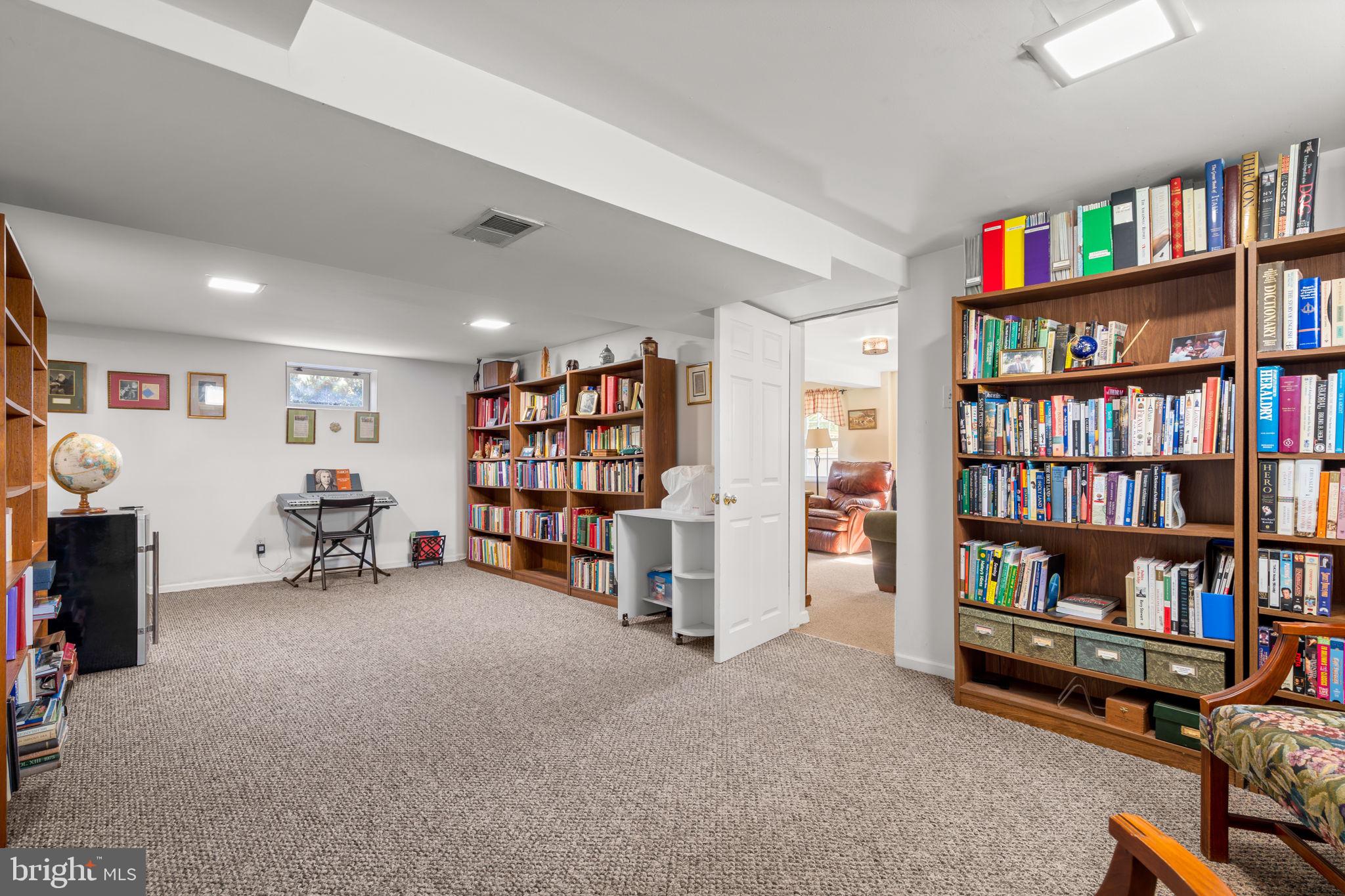 CHESTNUT HILLS - Residential