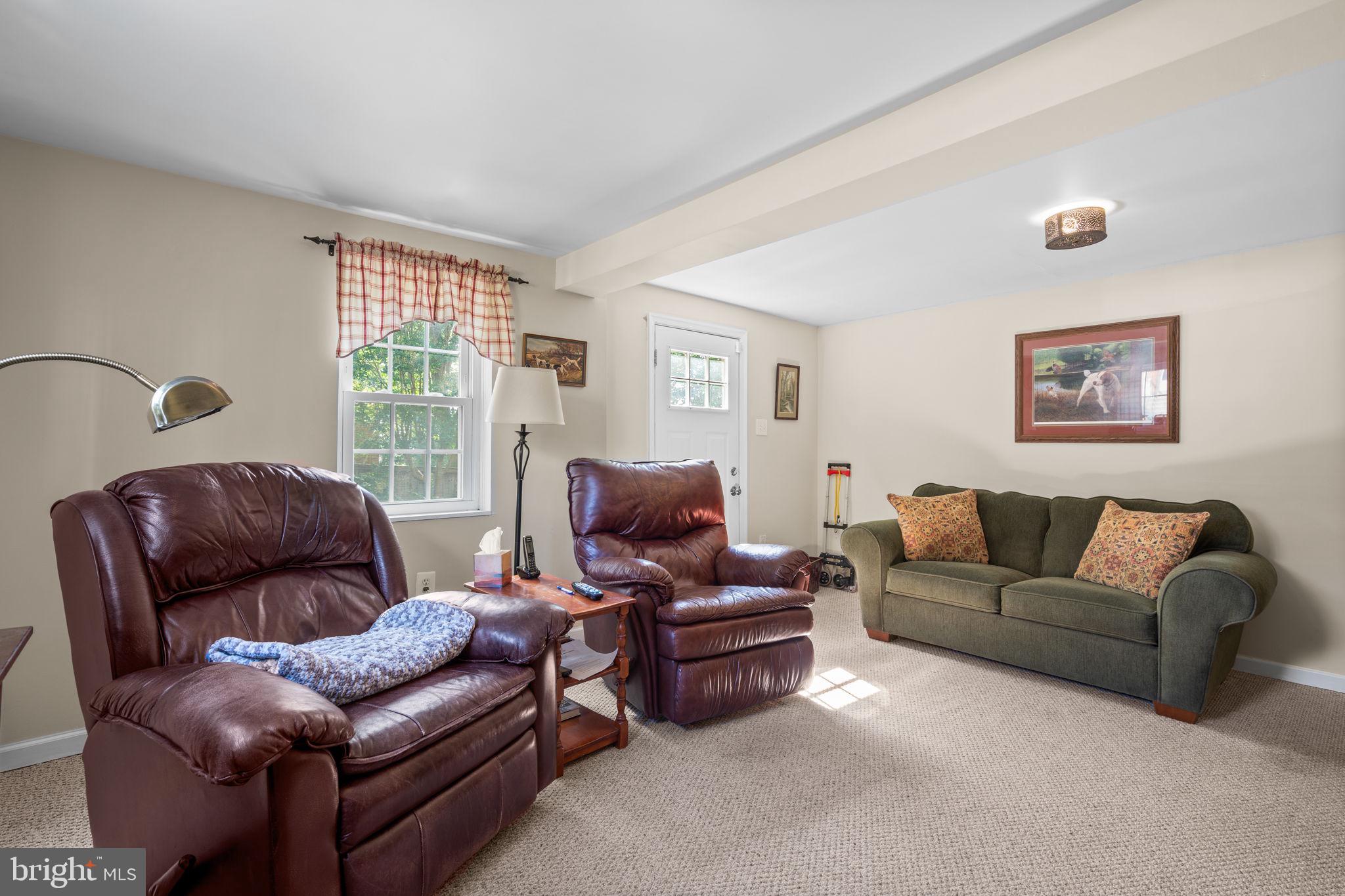 CHESTNUT HILLS - Residential