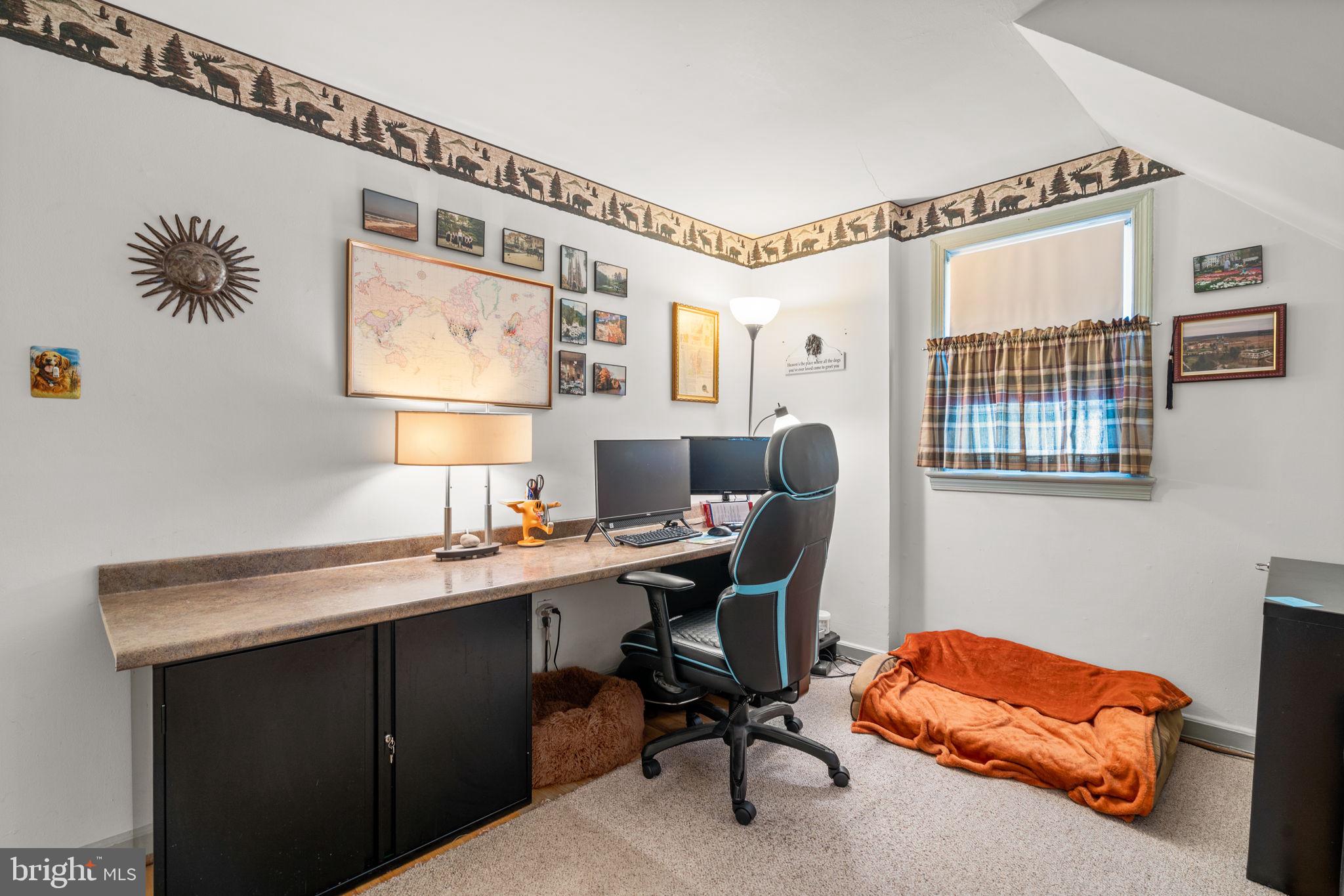 CHESTNUT HILLS - Residential