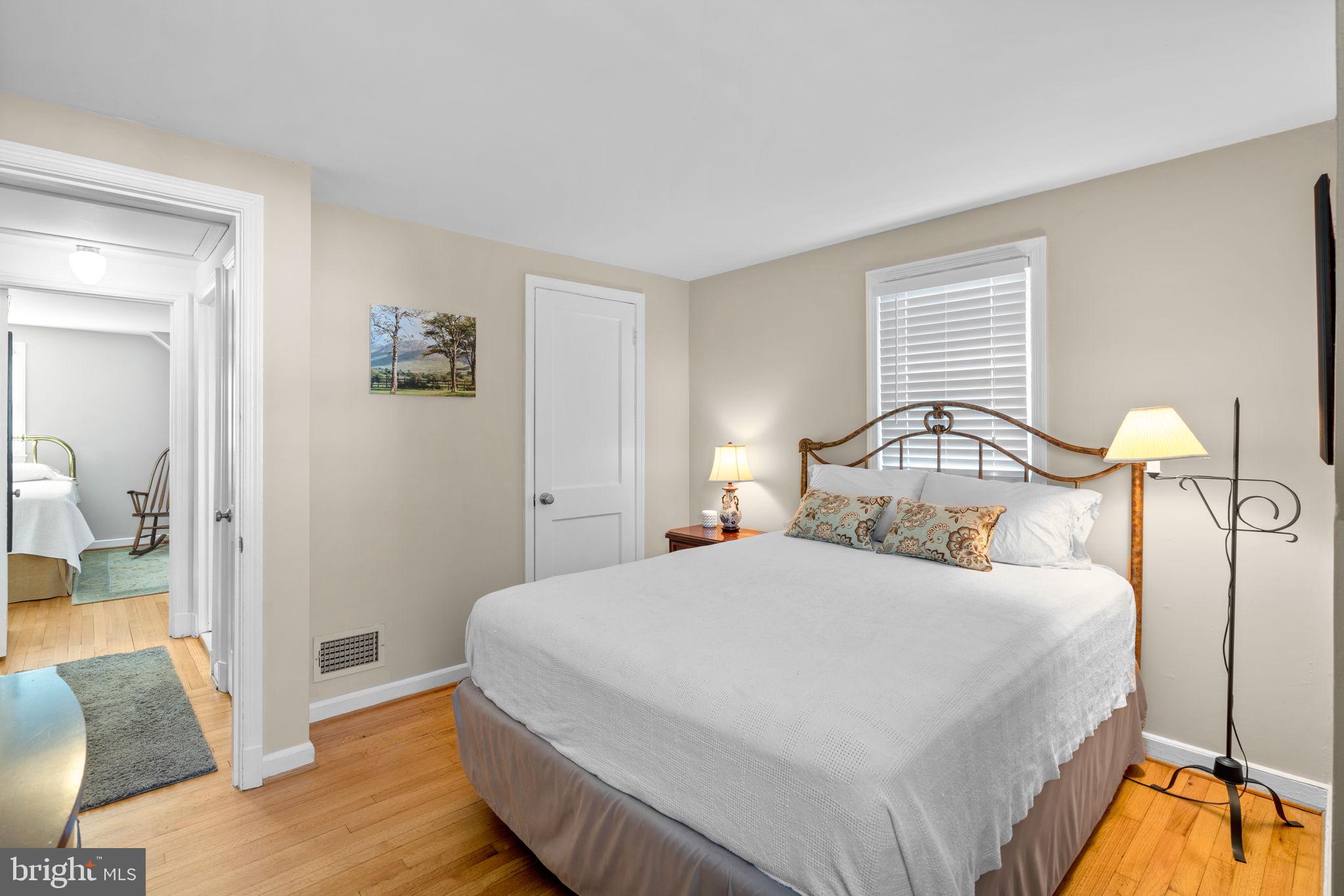 CHESTNUT HILLS - Residential