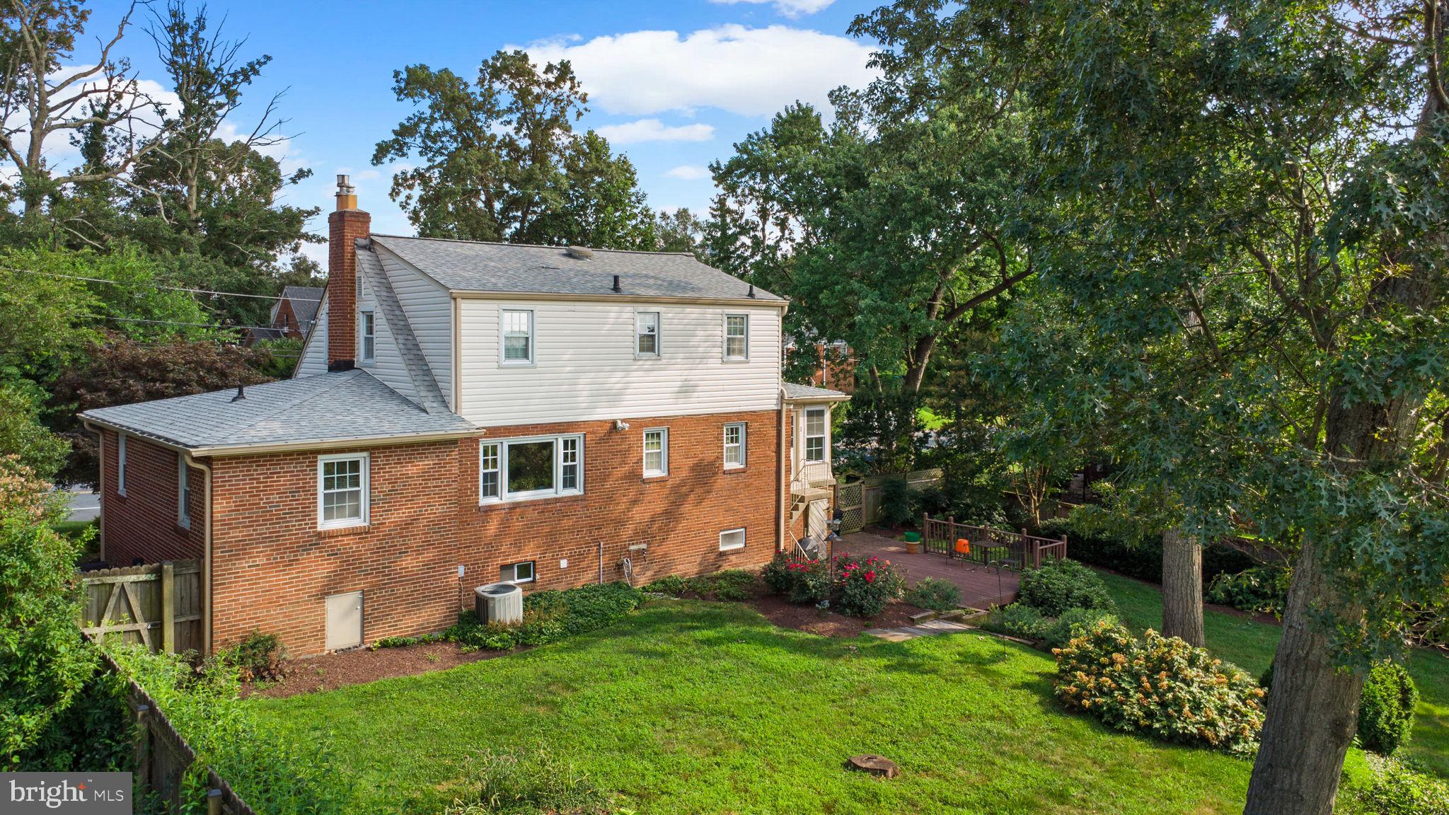 CHESTNUT HILLS - Residential