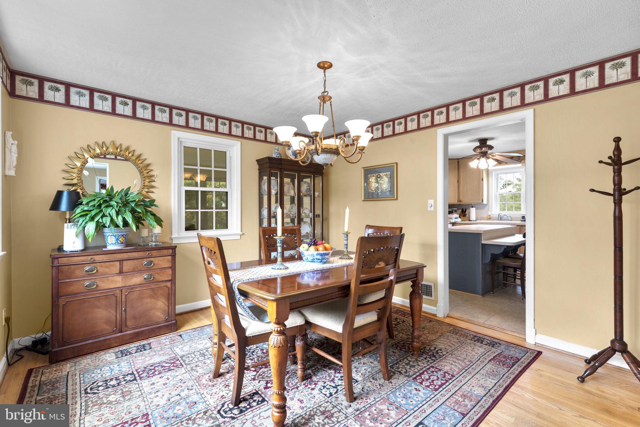 CHESTNUT HILLS - Residential