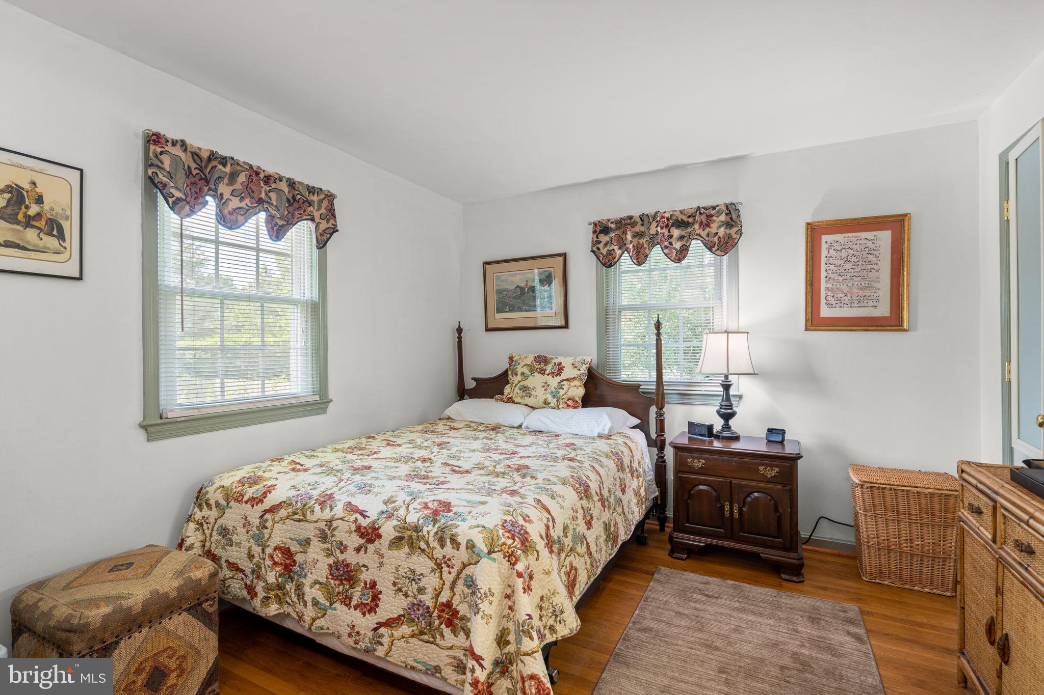 CHESTNUT HILLS - Residential