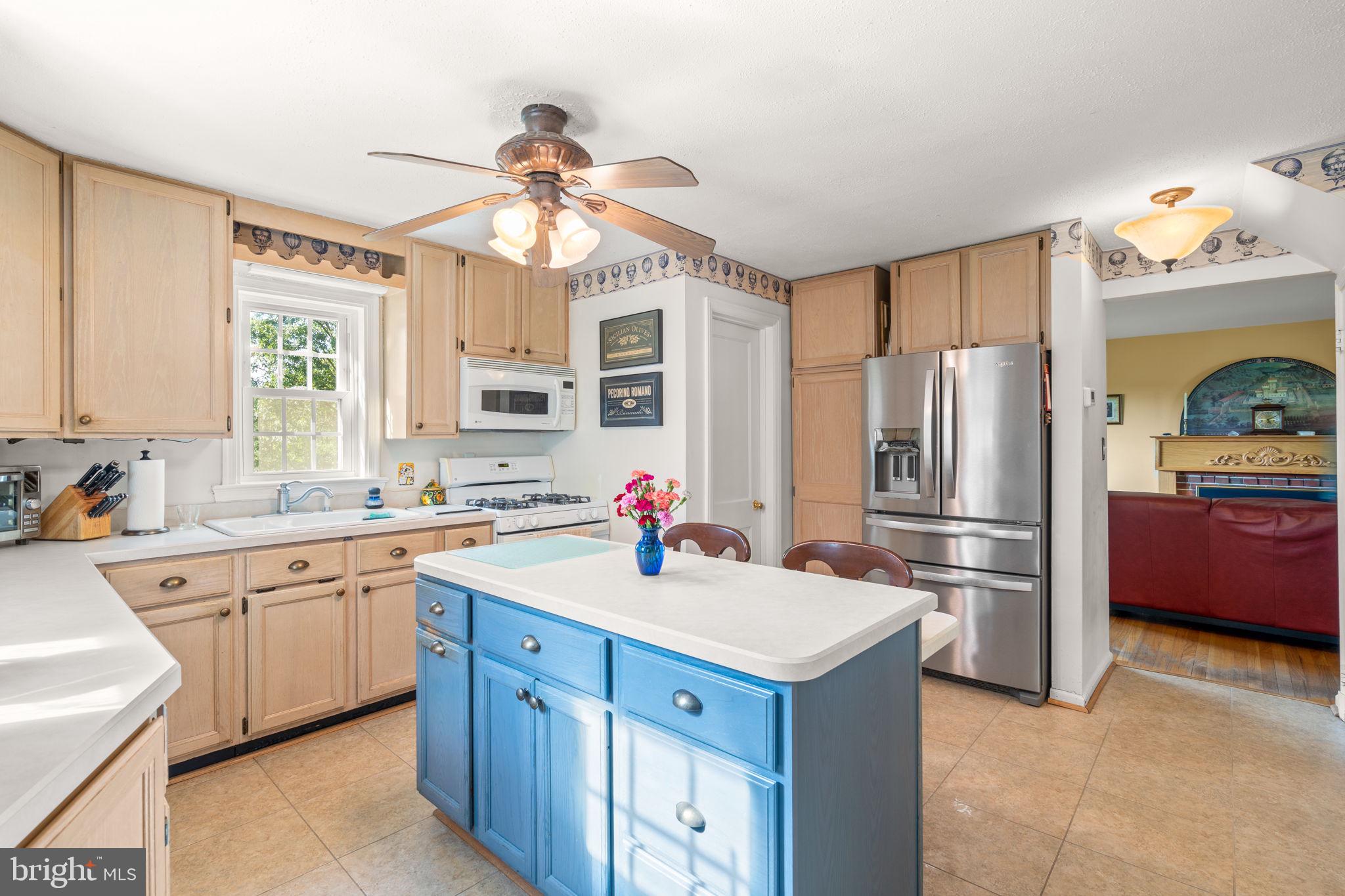 CHESTNUT HILLS - Residential