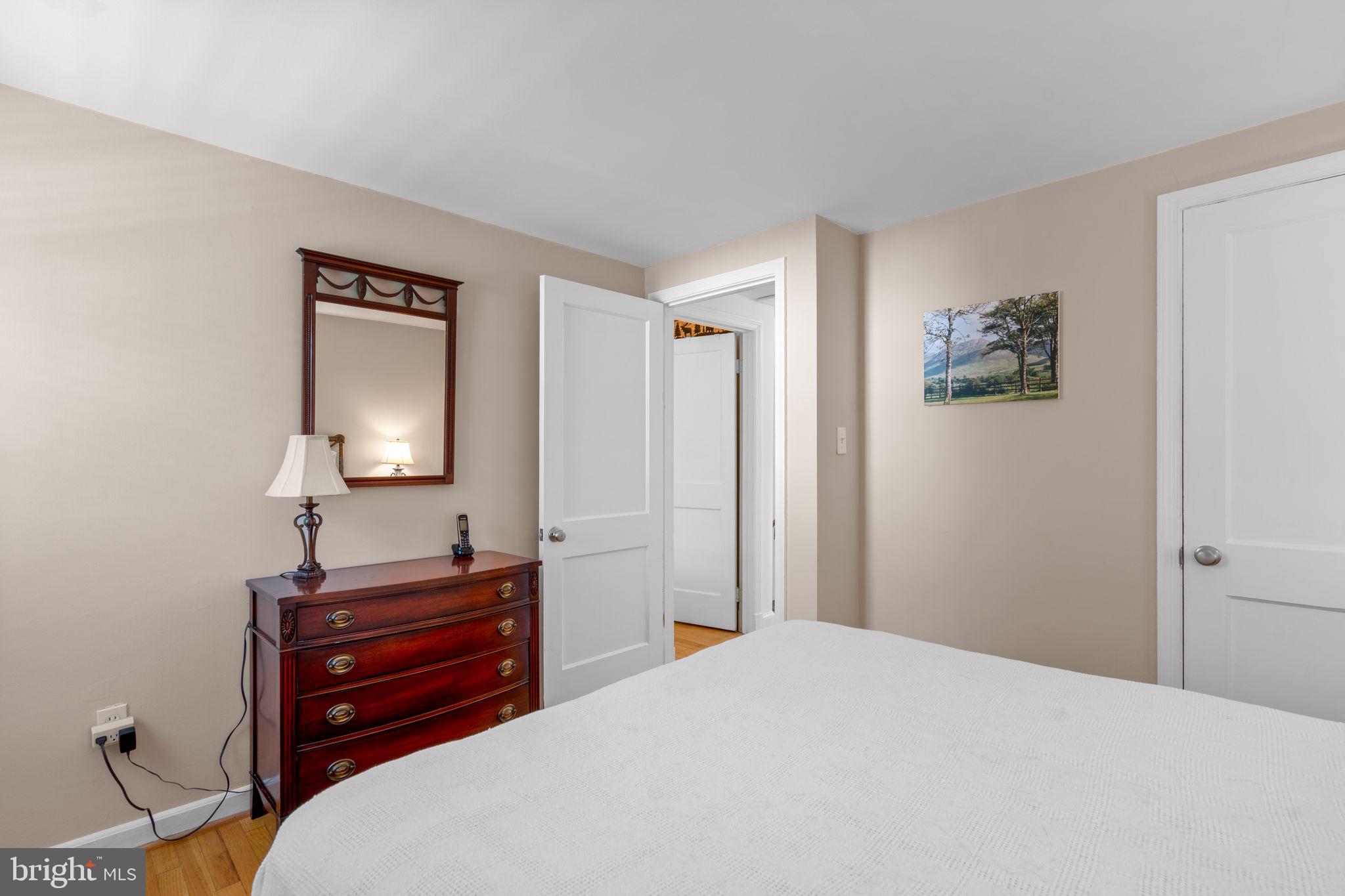 CHESTNUT HILLS - Residential