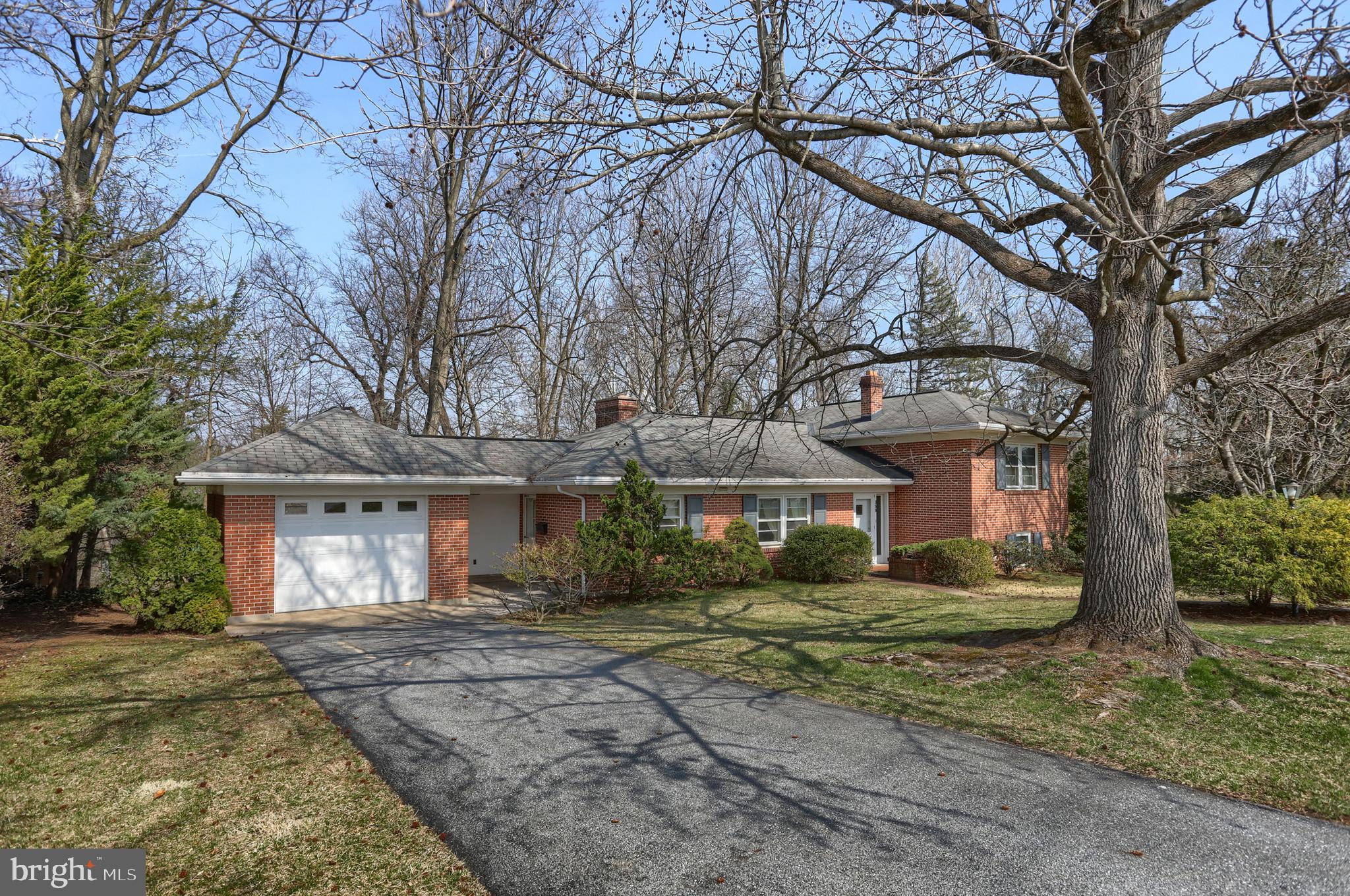 HERSHEY VILLAGE - Residential