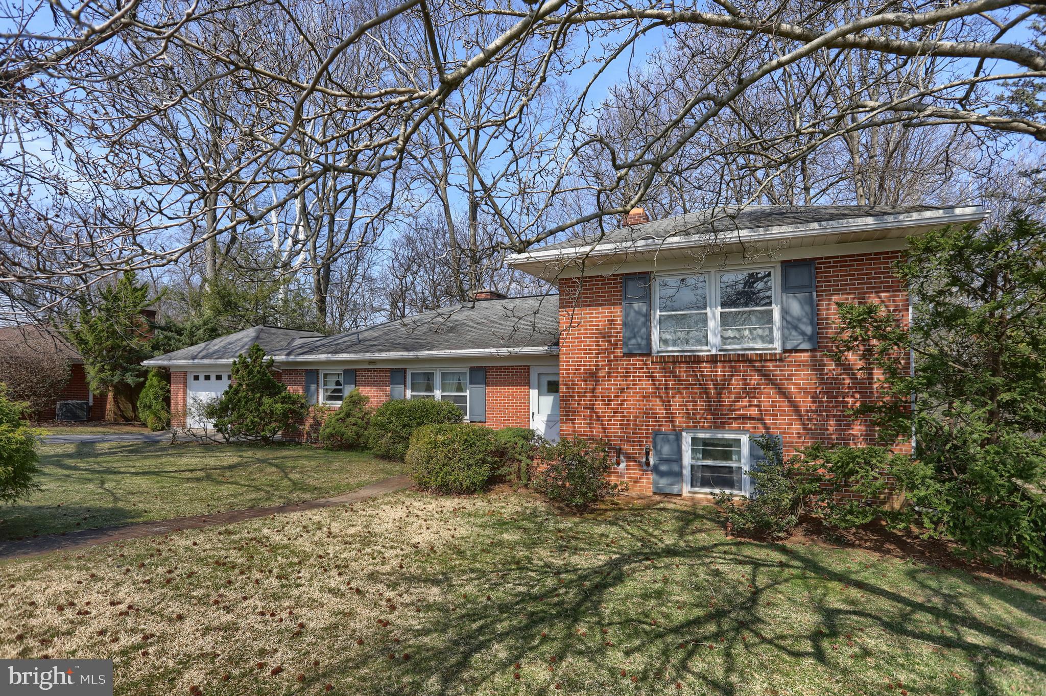 HERSHEY VILLAGE - Residential